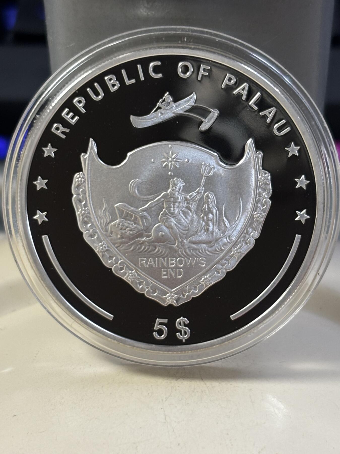 第183期拍卖 帕劳2013年考拉镶嵌实体瑞士刺绣针织纪念银币带证书，925银，25克，发行2013枚，有氧化