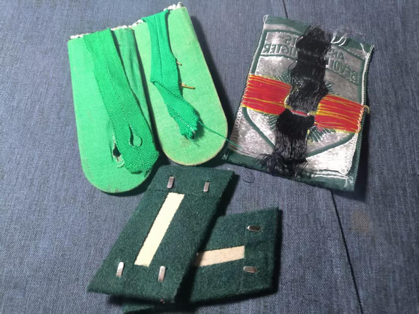 罗岚⭐新藏⭐特惠专拍第一场-分享拍场赚佣 民主德国边防警察三级准尉（对标二级警士长）礼服配饰一套