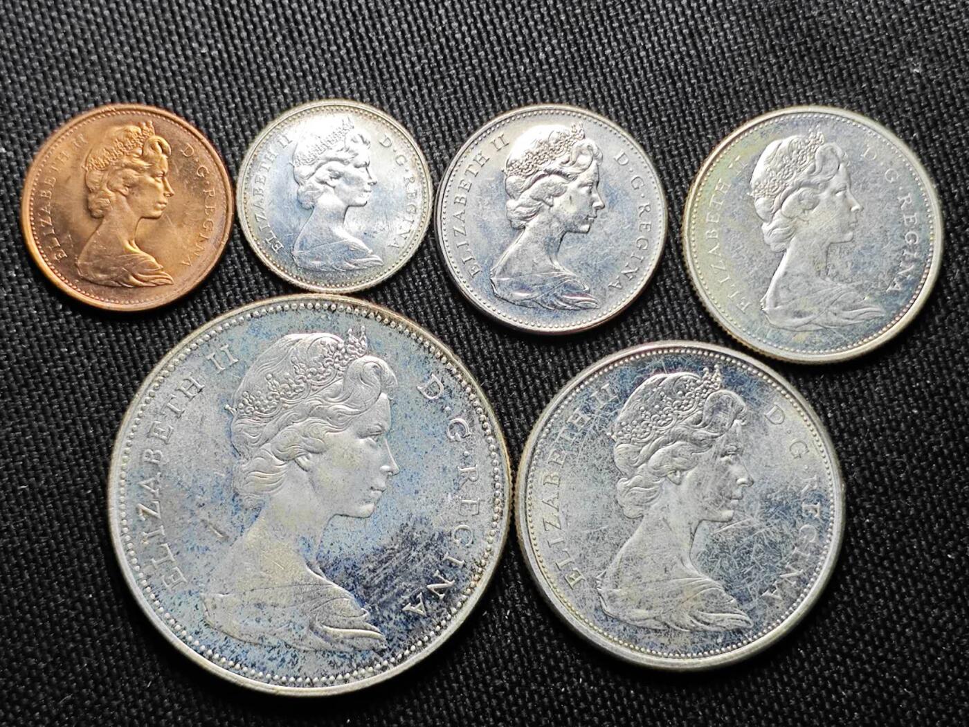 KK钱币收藏小铺 （套币 好品/批量散币 银币）专场  2月预留时间 周末发货  加拿大建国200周年纪念套币 含4枚银币