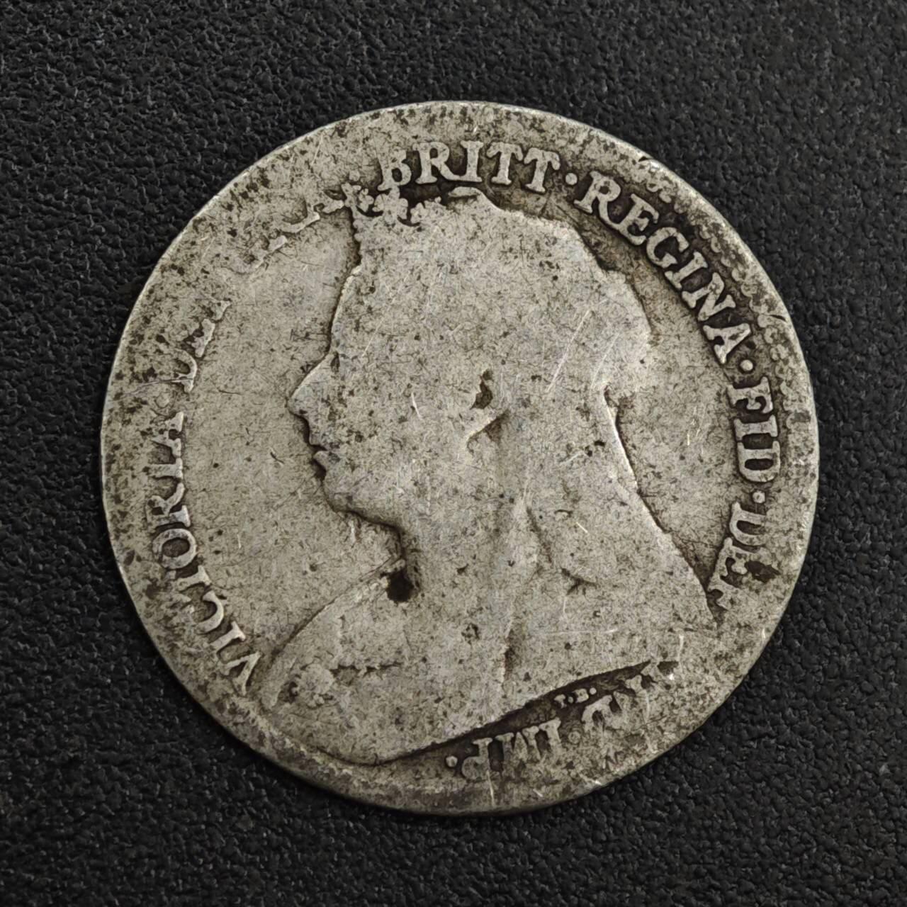 【淘币小摊】限时拍第八百一十二拍  小银币场  满百包邮可预留两周  周一统一发货  英国1897年维多利亚3便士银币