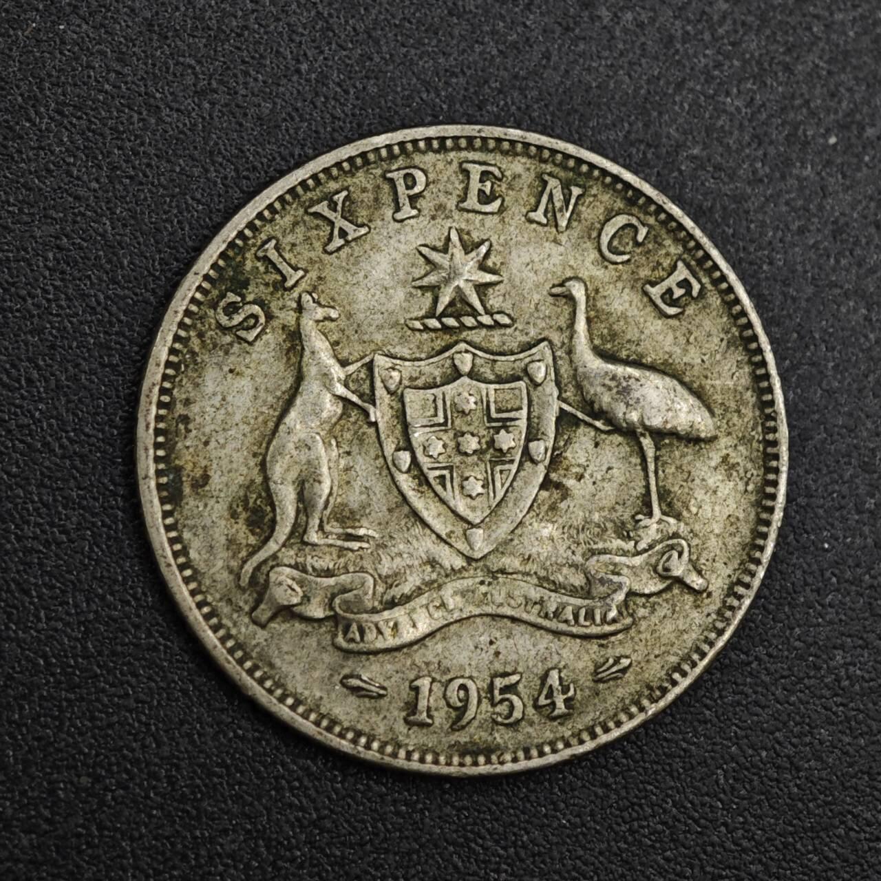 【淘币小摊】限时拍第八百一十二拍  小银币场  满百包邮可预留两周  周一统一发货  澳大利亚1954年伊丽莎白二世6便士银币