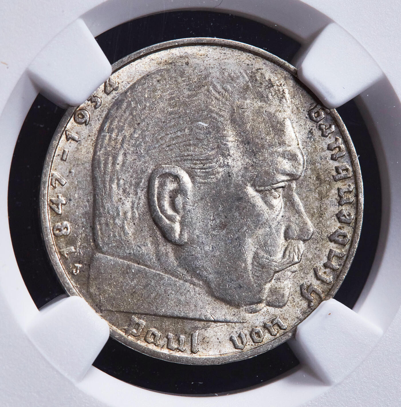 【俄甄集藏】2025年(045)12-03 星期三 晚 19:30 全场包邮 德国第三帝国1939年J版2马克银币，NGC AU58，黄油彩转光品相，少见版别，疑似低评，原图联系客服或前往对应官网进行查询