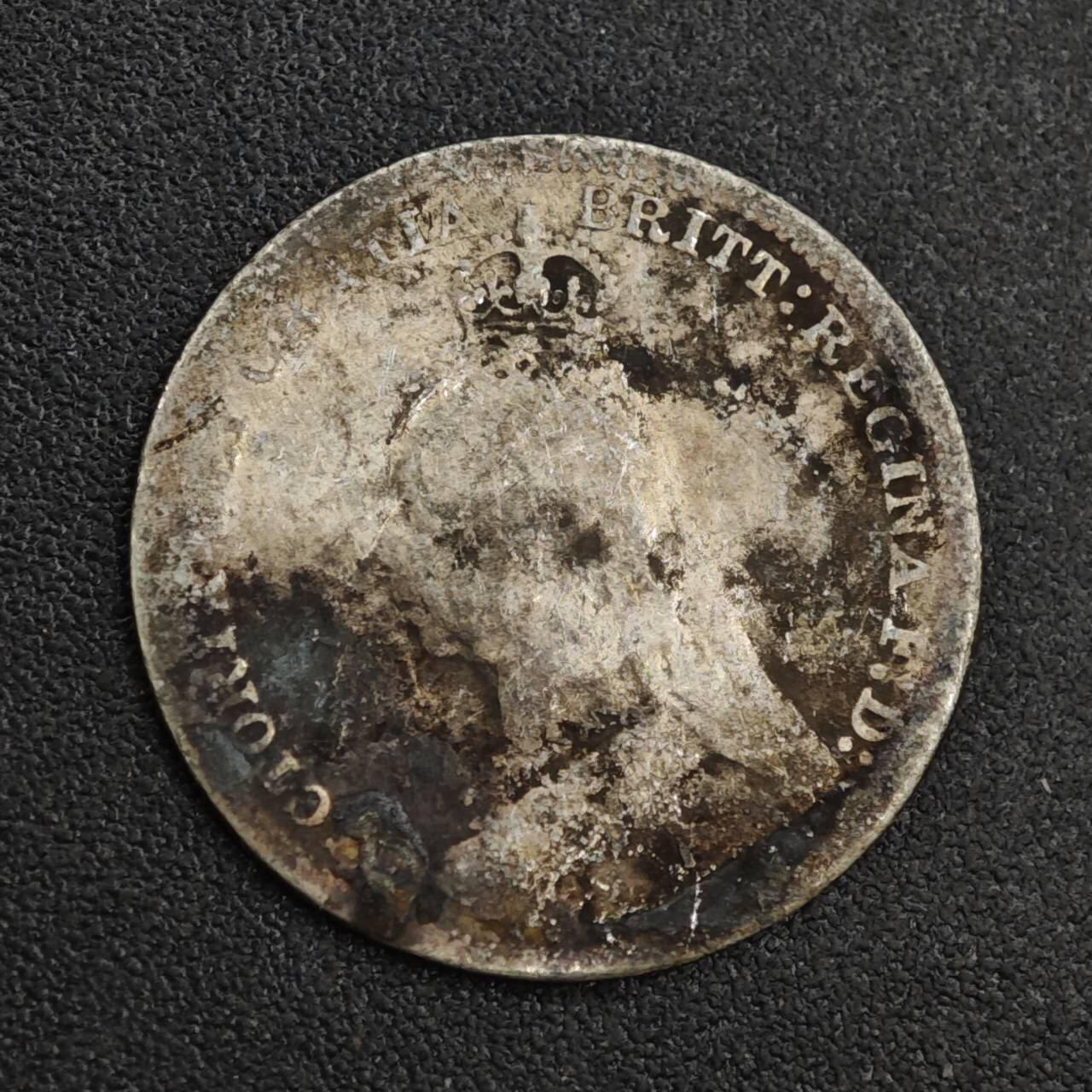 【淘币小摊】限时拍第八百一十二拍  小银币场  满百包邮可预留两周  周一统一发货  英国1890年维多利亚3便士银币