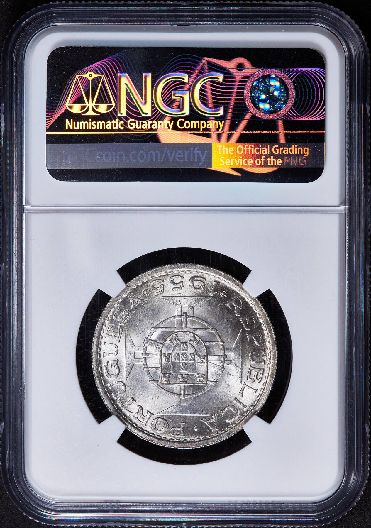 【俄甄集藏】2025年(045)12-03 星期三 晚 19:30 全场包邮 葡属安哥拉1955年20埃斯库多银币，NGC MS64，转光品相