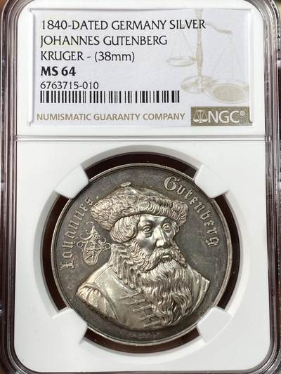 万国钱币拍卖第056期 - NGC MS64 1840年德国约翰内斯·古腾堡发明印刷机400周年纪念大银章 哥特体雕字与高浮雕家族盾徽非常帅气 首见品种精铸喷砂质感顶级品质银质仅见一枚 38MM