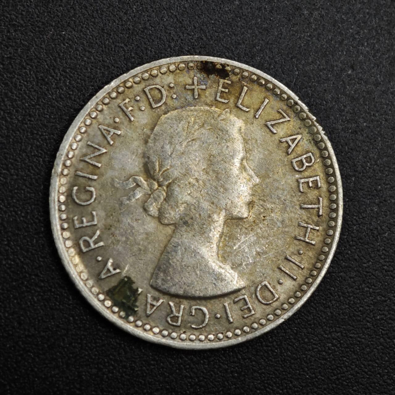 【淘币小摊】限时拍第八百一十二拍  小银币场  满百包邮可预留两周  周一统一发货  澳大利亚1959年伊丽莎白二世6便士银币