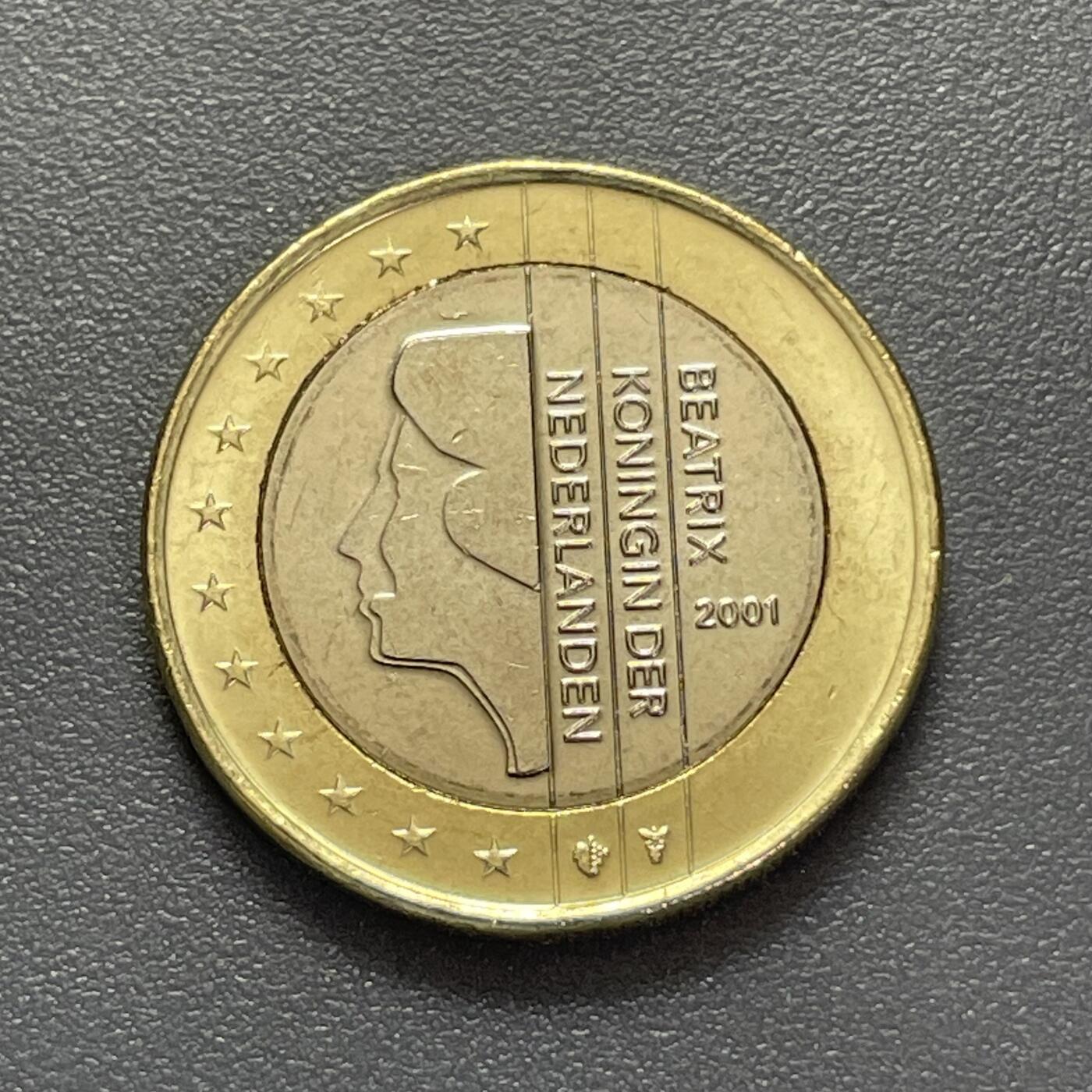 回流1130 全新 荷兰2001年1欧元 贝娅特丽克丝女王