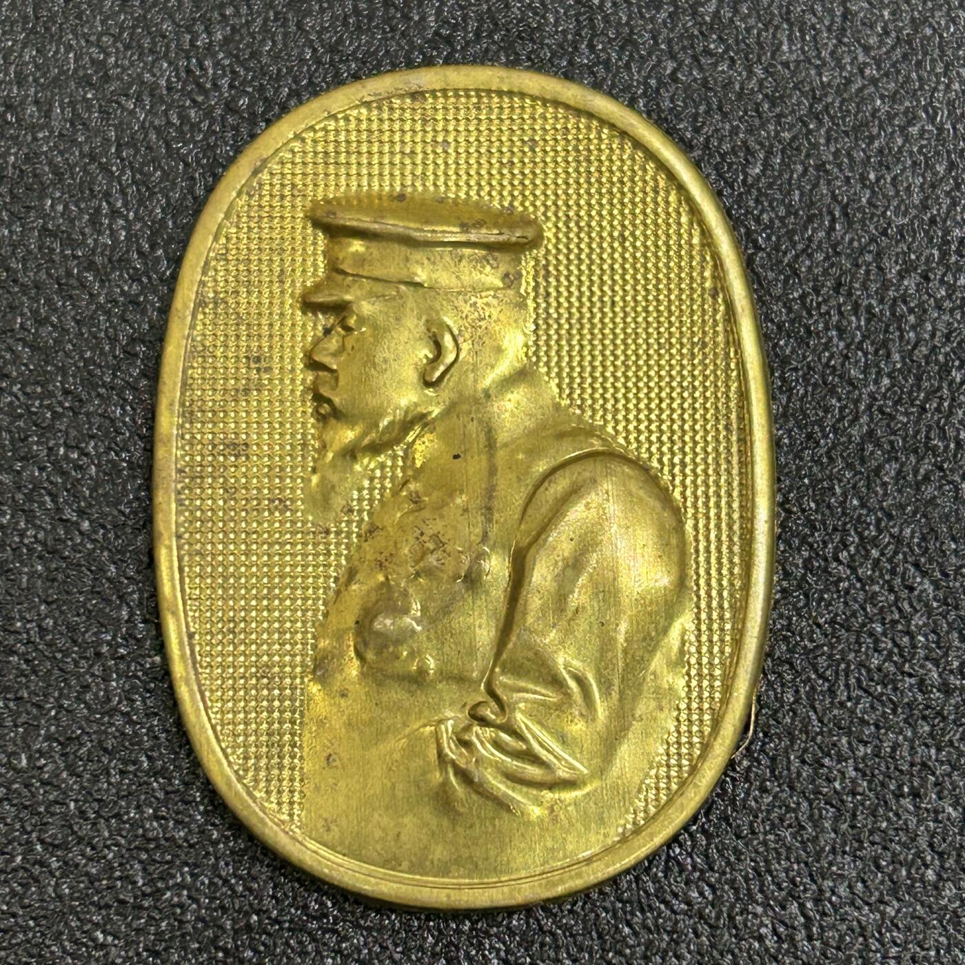 西秦中古拍卖第六十八期 不忘历史·抗战收藏 甲午战争、日俄战争、庚子国难日本战犯明治天皇纪念章 铜制