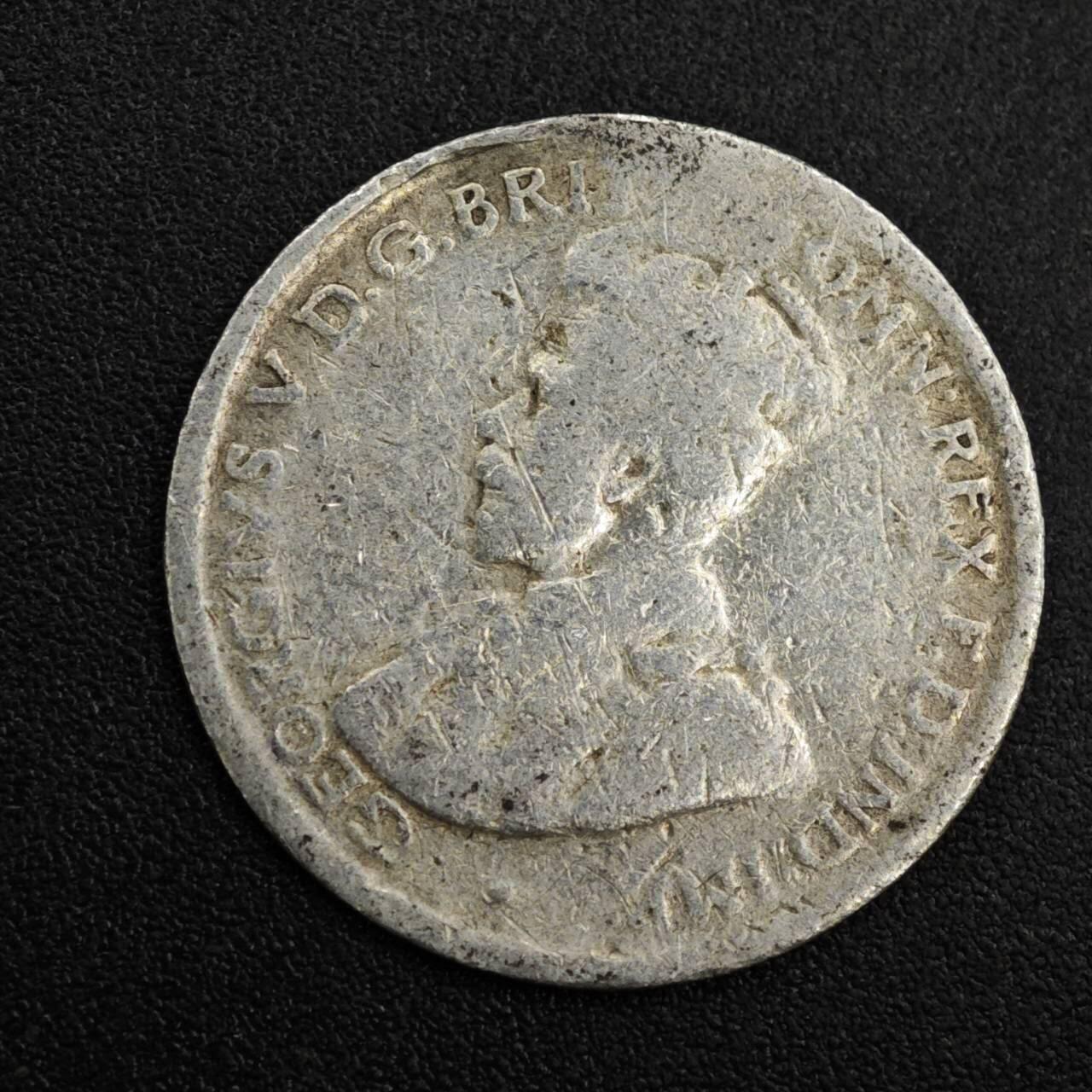 【淘币小摊】限时拍第八百一十二拍  小银币场  满百包邮可预留两周  周一统一发货  澳大利亚1927年乔治五世6便士银币