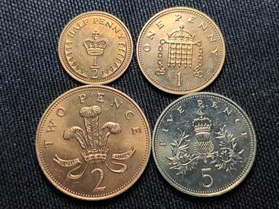 KK钱币收藏小铺 （套币 好品/批量散币 银币）专场  2月预留时间 周末发货 -  1982英国好品一组