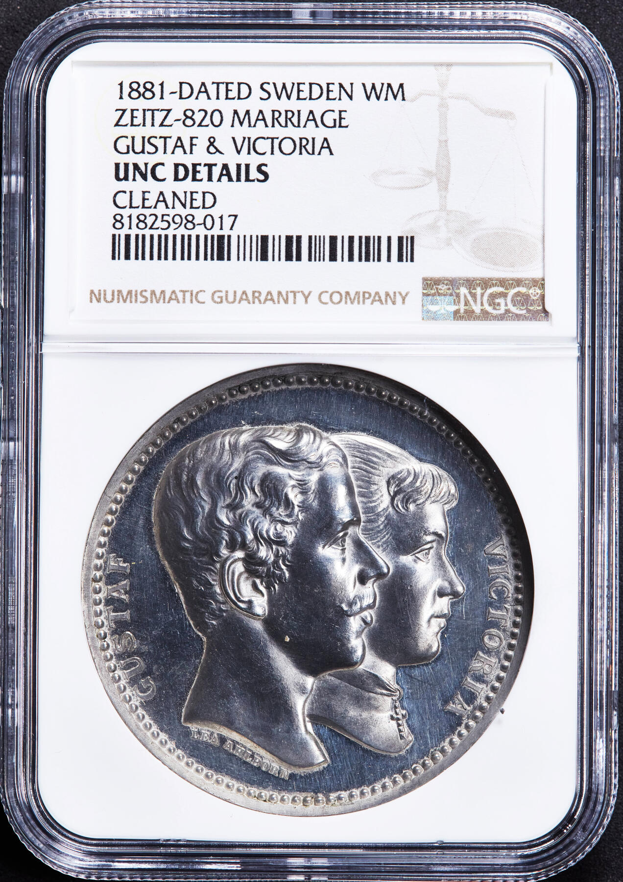 【俄甄集藏】2025年(045)12-03 星期三 晚 19:30 全场包邮 瑞典1881年纪念王储古斯塔夫（1907年继任国王-古斯塔夫五世）与玛丽·维多利亚公主皇室婚礼白色金属纪念章，NGC UNCD，高浮雕，工艺精湛，凝霜感极强