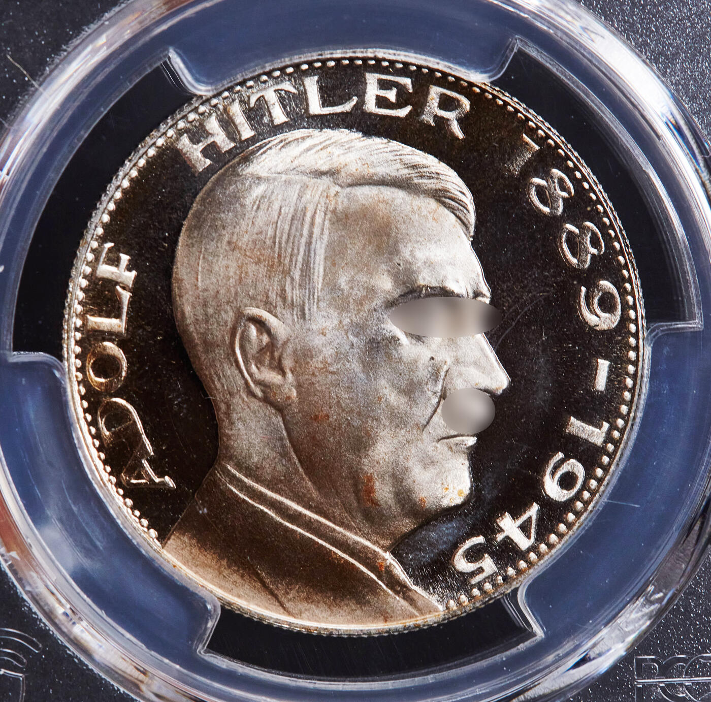 【俄甄集藏】2025年(045)12-03 星期三 晚 19:30 全场包邮 德国1989年纪念1945年总理镀银铜章，PCGS MS68，亚军分，黄油彩顶级状态，经典品种，类精制底板，原图联系客服或前往对应官网进行查询