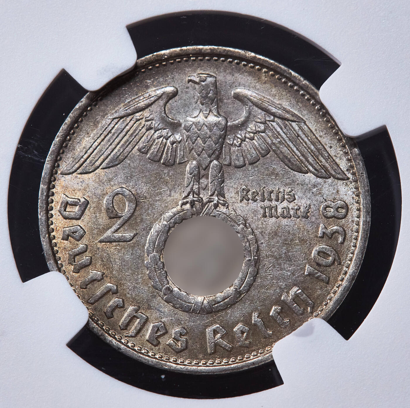 【俄甄集藏】2025年(045)12-03 星期三 晚 19:30 全场包邮 德国第三帝国1938年B版2马克银币，NGC MS62，黄油彩原光品相，原图联系客服或前往对应官网进行查询