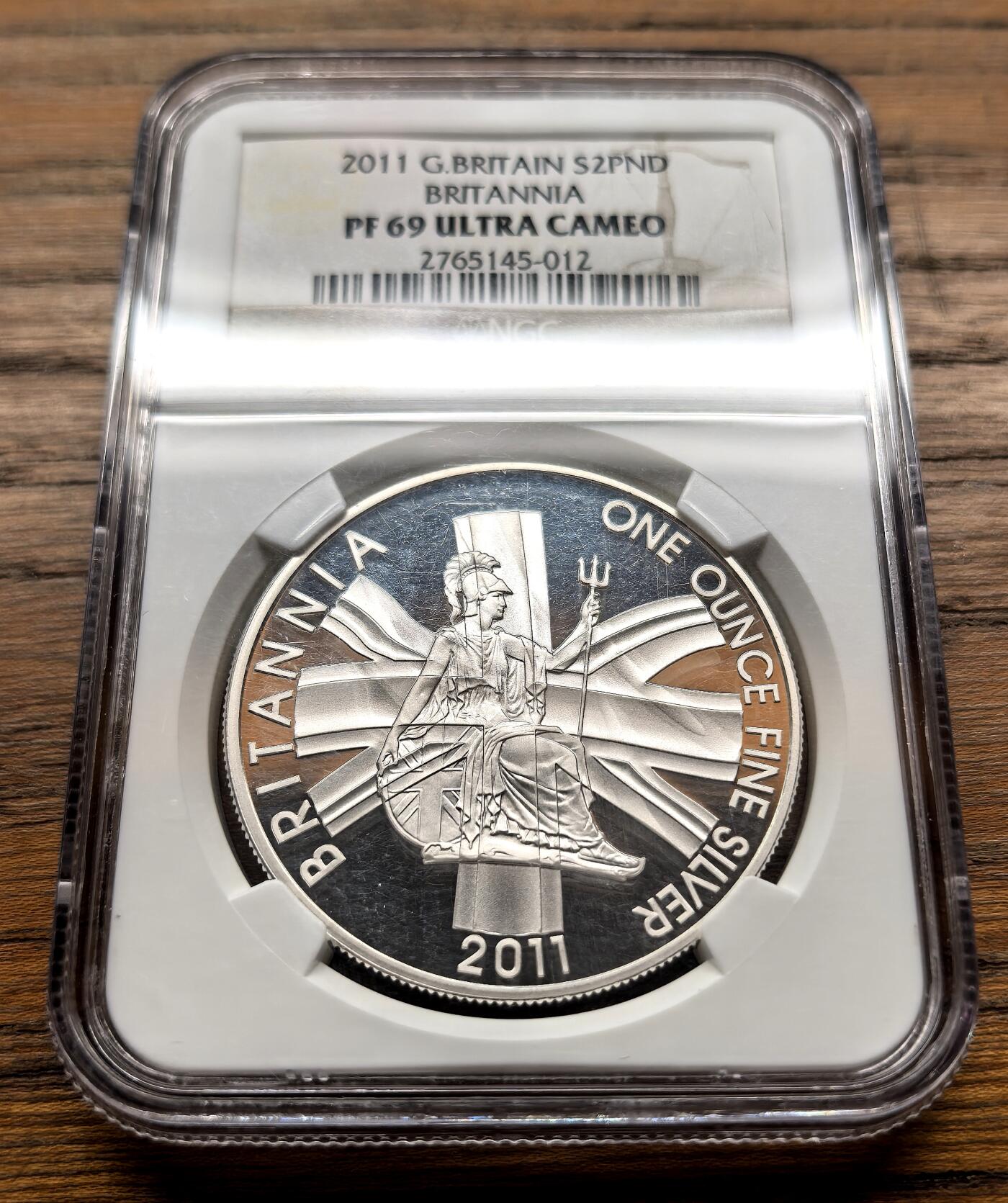 纫秋兰以为佩·凡希社微拍感恩专场 2011英国新版不列颠尼亚2镑大银NGC-PF69UC