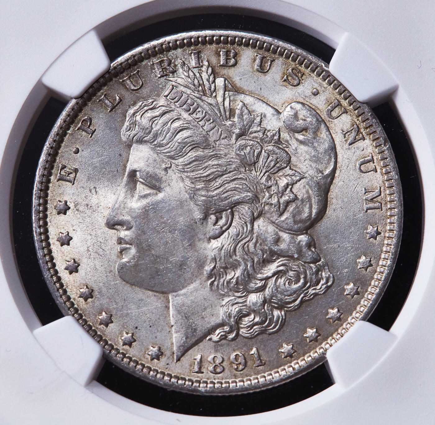 【俄甄集藏】2025年(045)12-03 星期三 晚 19:30 全场包邮 美国1891年摩根1美元大银币，NGC MS64，黄油彩转光品相