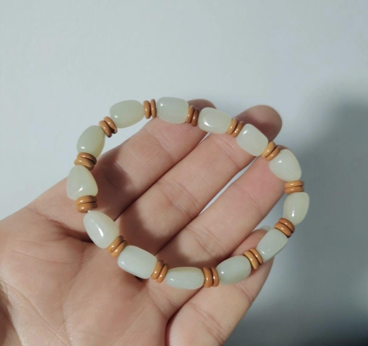 江南站杂件场 精美河田玉手串