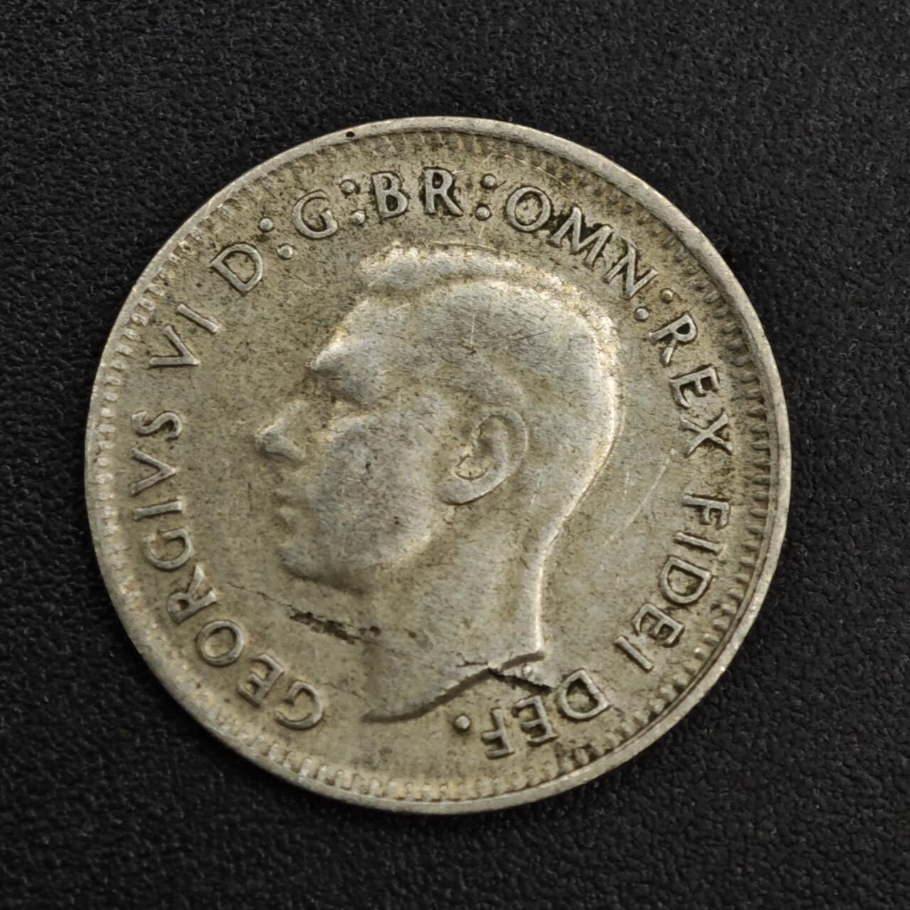 【淘币小摊】限时拍第八百一十二拍  小银币场  满百包邮可预留两周  周一统一发货  澳大利亚1950年乔治六世3便士银币