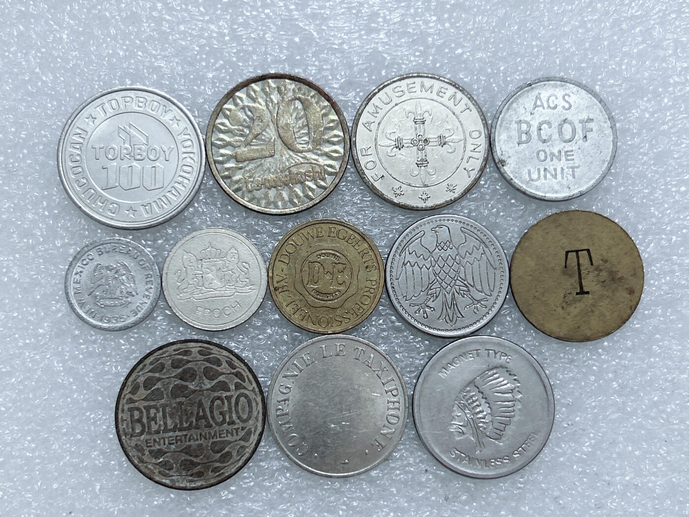 第一海外回流一元起拍收藏 散集专场  第273期 代币 游戏币 12枚