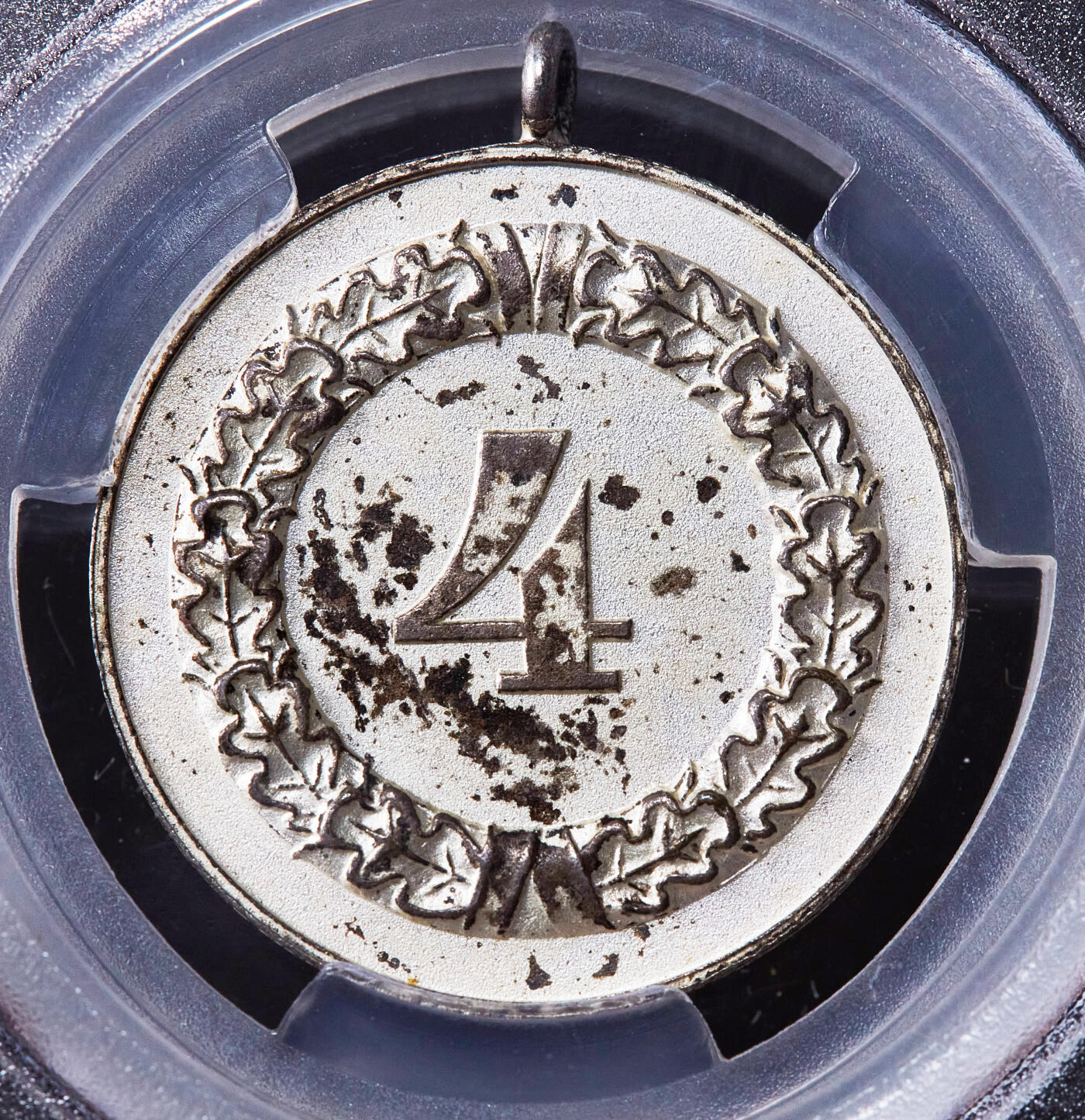 【俄甄集藏】2025年(045)12-03 星期三 晚 19:30 全场包邮 德国第三帝国1936-1945年忠诚服役4周年镀银铜质奖章，PCGS MS62，少见品种，挂环入盒难得，原图联系客服或前往对应官网进行查询