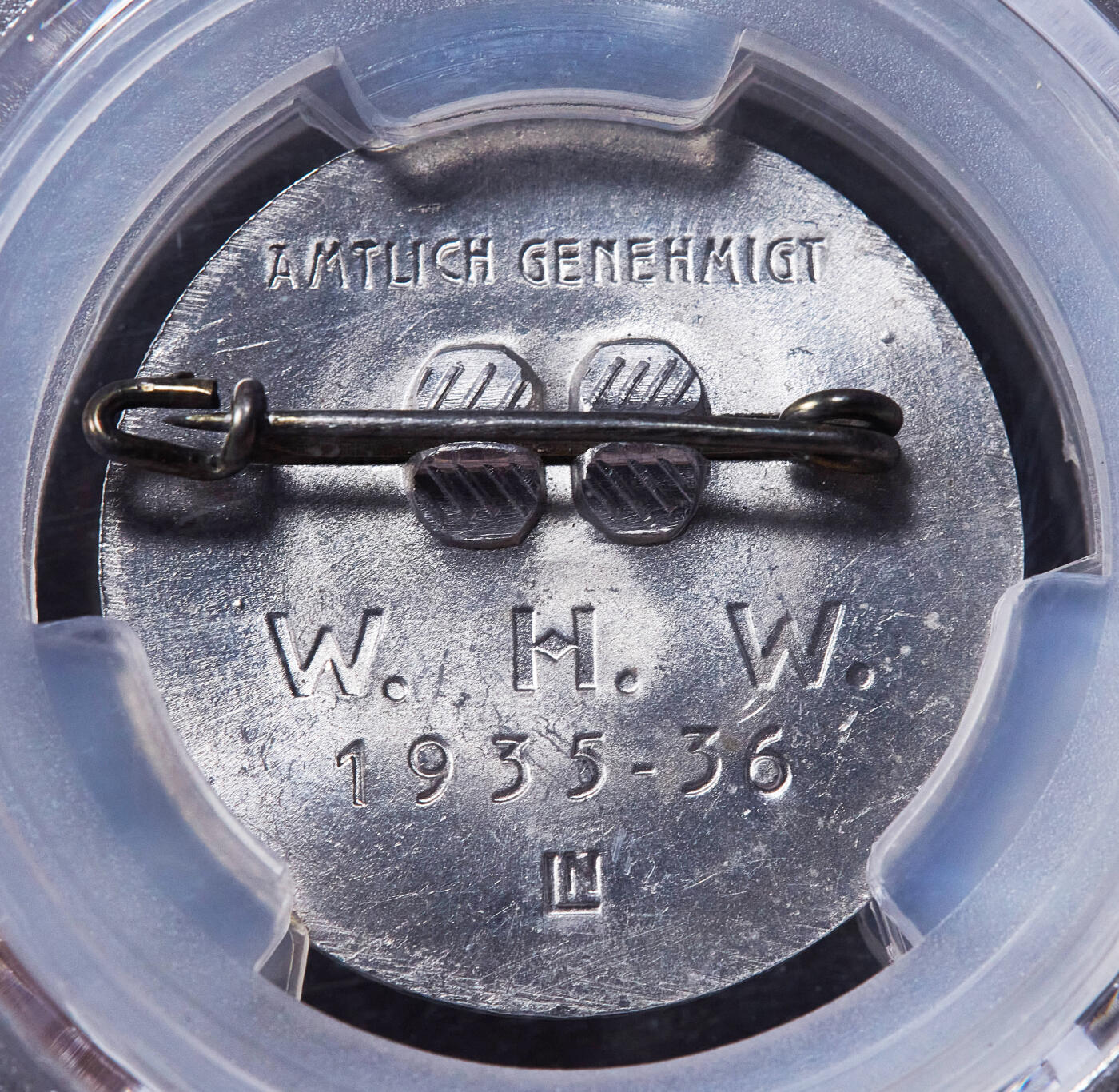 【俄甄集藏】2025年(045)12-03 星期三 晚 19:30 全场包邮 德国第三帝国1936年纪念总理铝质纪念徽章，PCGS MS63，加厚盒，联系客服或前往对应官网进行查询