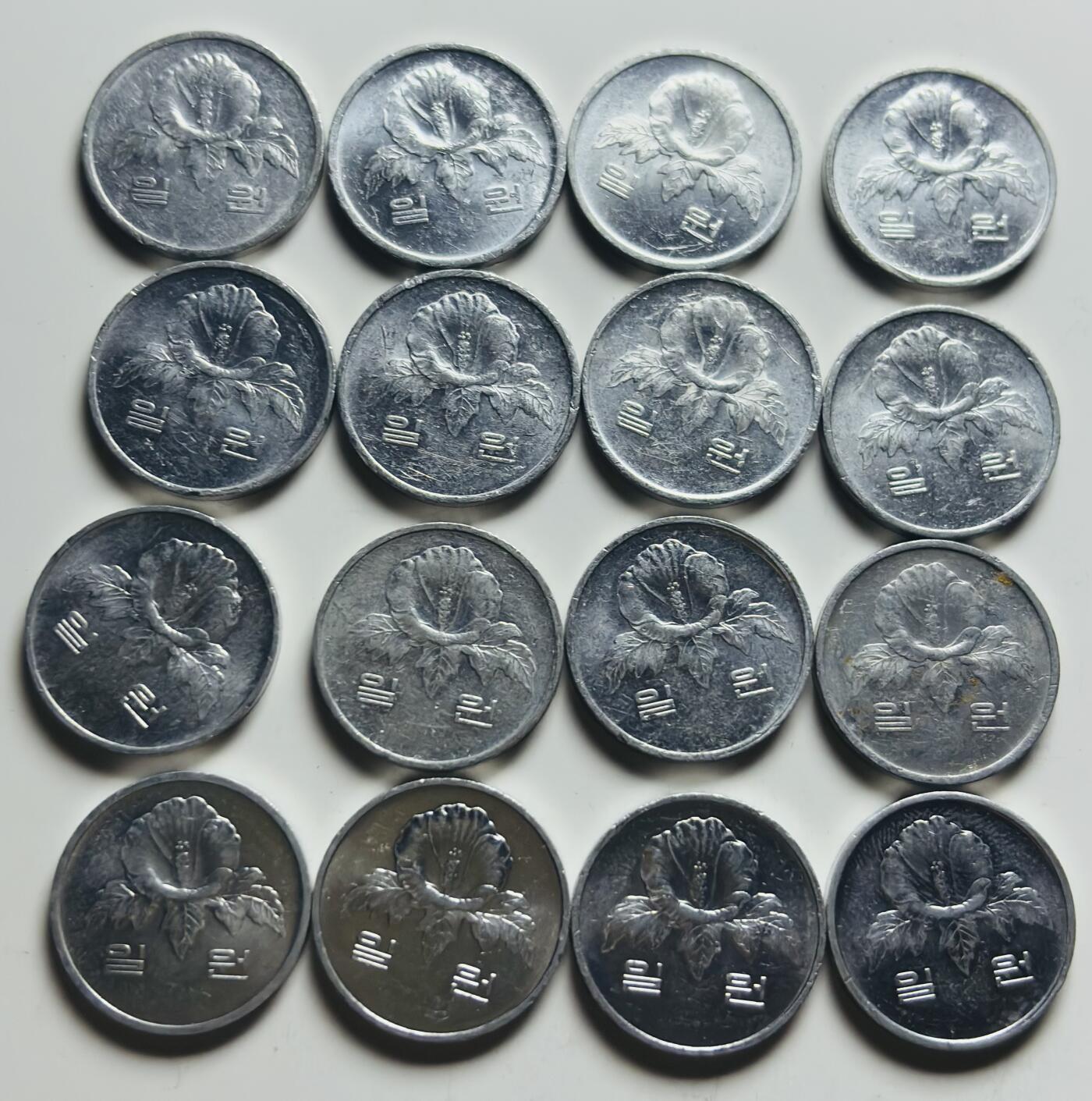 文馨钱币收藏第 284 场，【 长期接收代拍品】老藏家拍品南朝鲜李承晚时期货币，泰国大型纪念币，土耳其各时期及各国套币场 带光好品南朝鲜木槿花一元 80 年代 16 枚