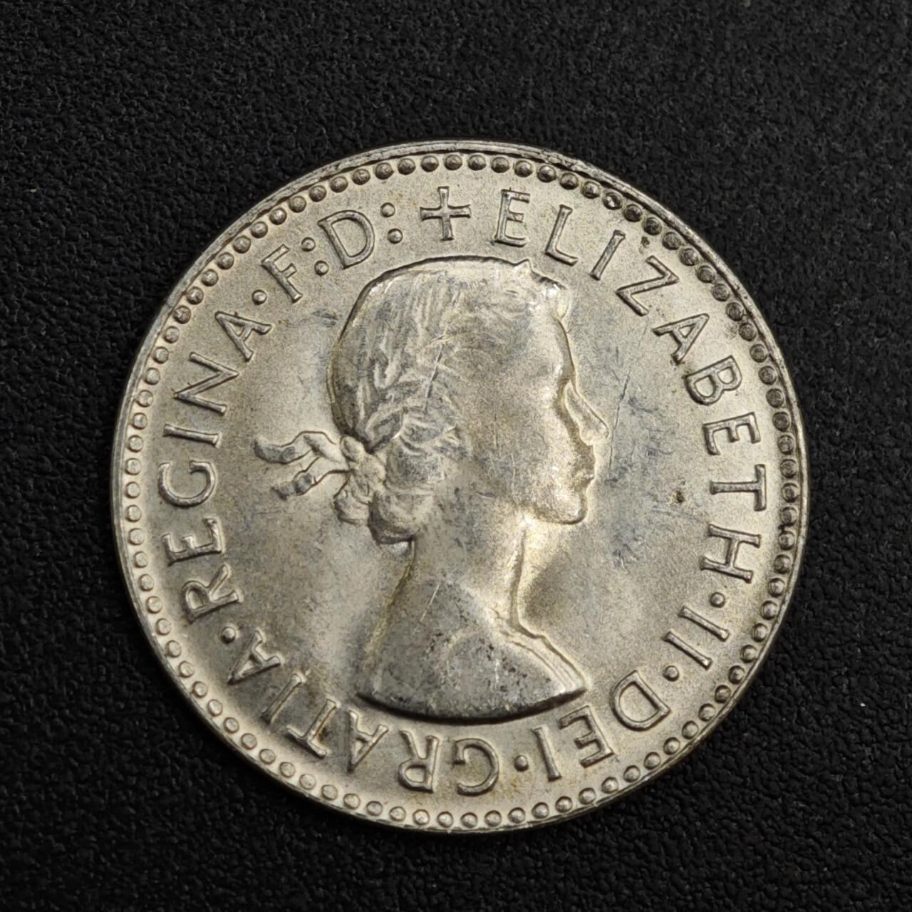 【淘币小摊】限时拍第八百一十二拍  小银币场  满百包邮可预留两周  周一统一发货  澳大利亚1962年伊丽莎白二世3便士银币