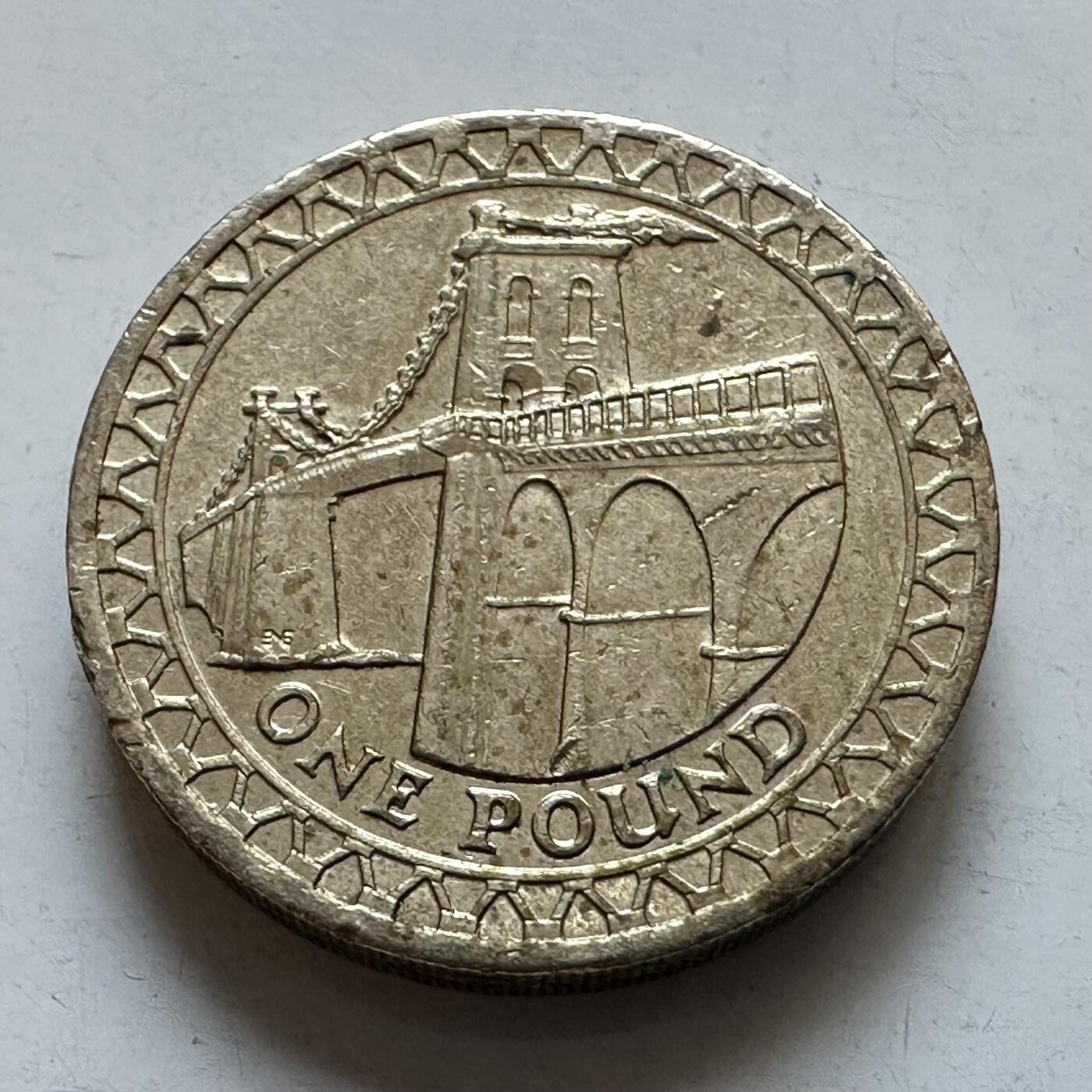 🌹外币初藏🌹🐯2025年第134场  每周二四六晚8️⃣点 接代拍 英国2005年一镑