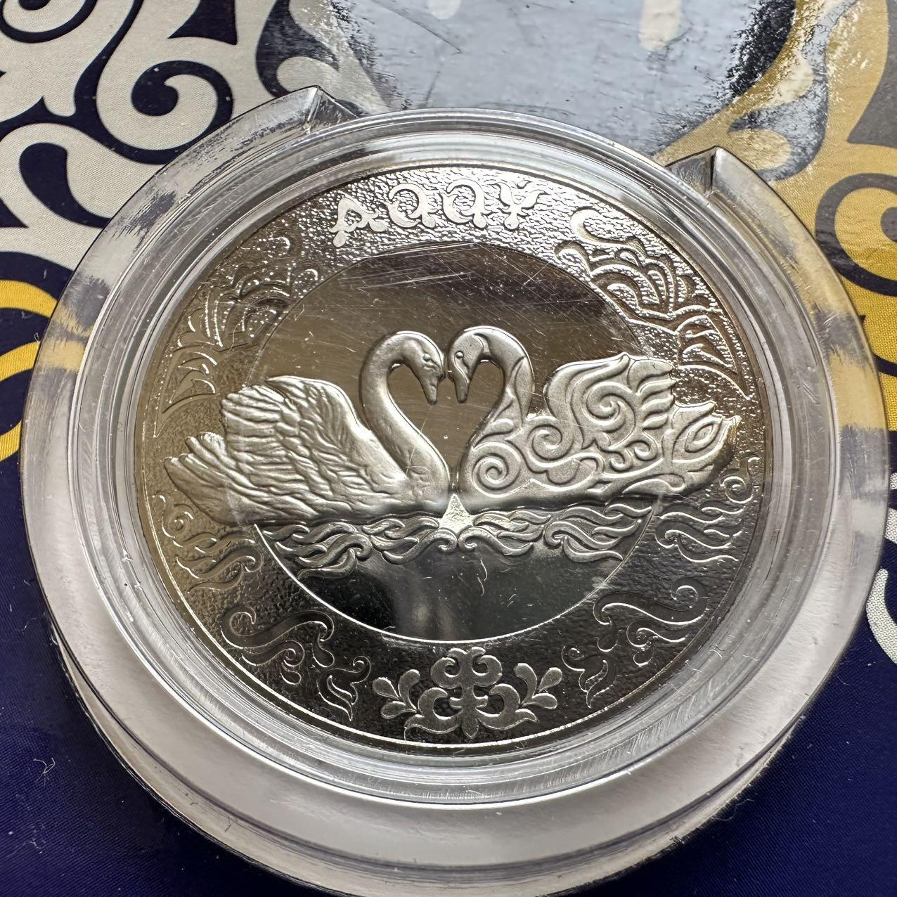 🌹外币初藏🌹🐯2025年第134场  每周二四六晚8️⃣点 接代拍 哈萨克斯坦2021年 天鹅100坚戈纪念币 发行量3万枚 精制币