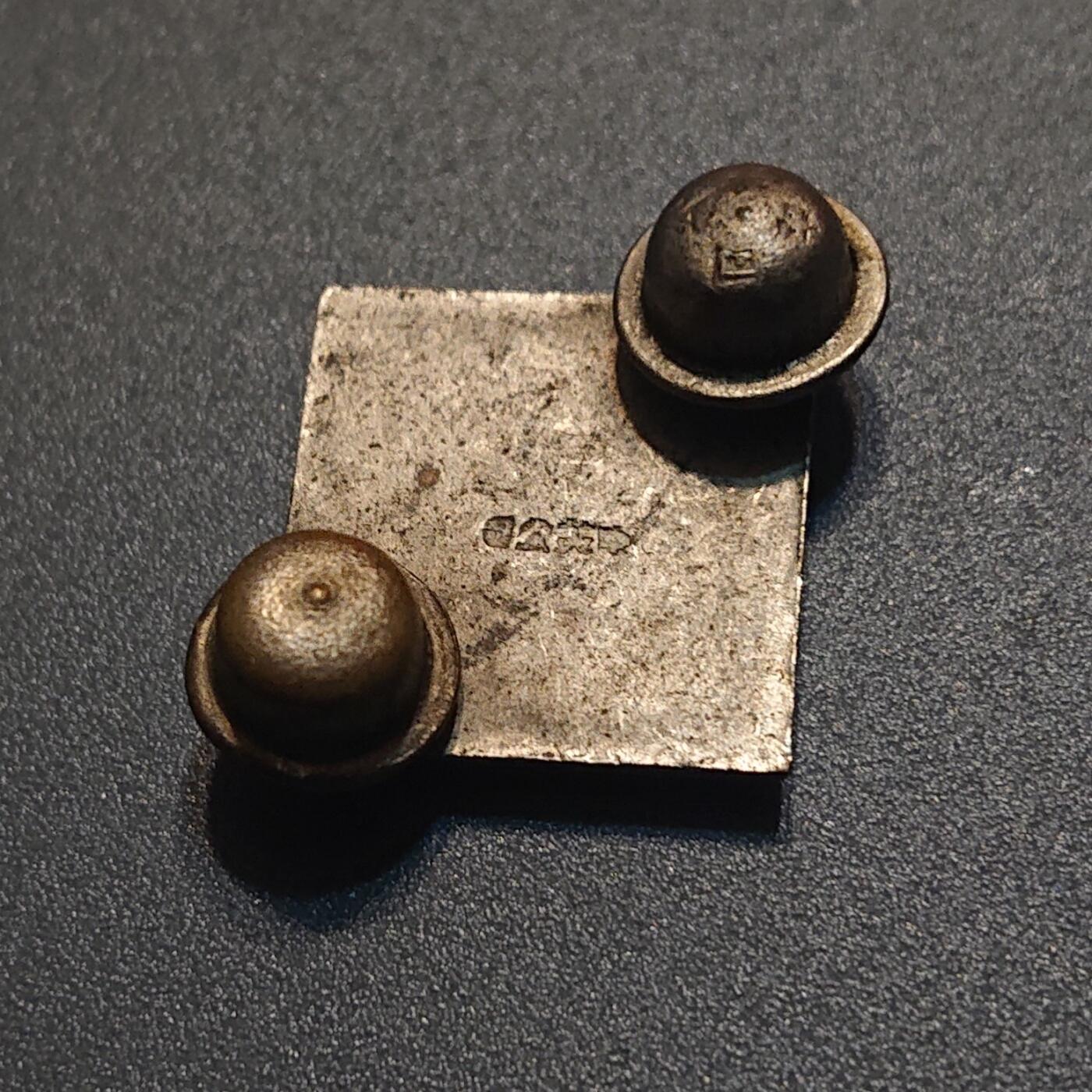 【第貳場】近代勋奖章徽章服饰杂项专场 民国 中美公司制—军官兵科识别章