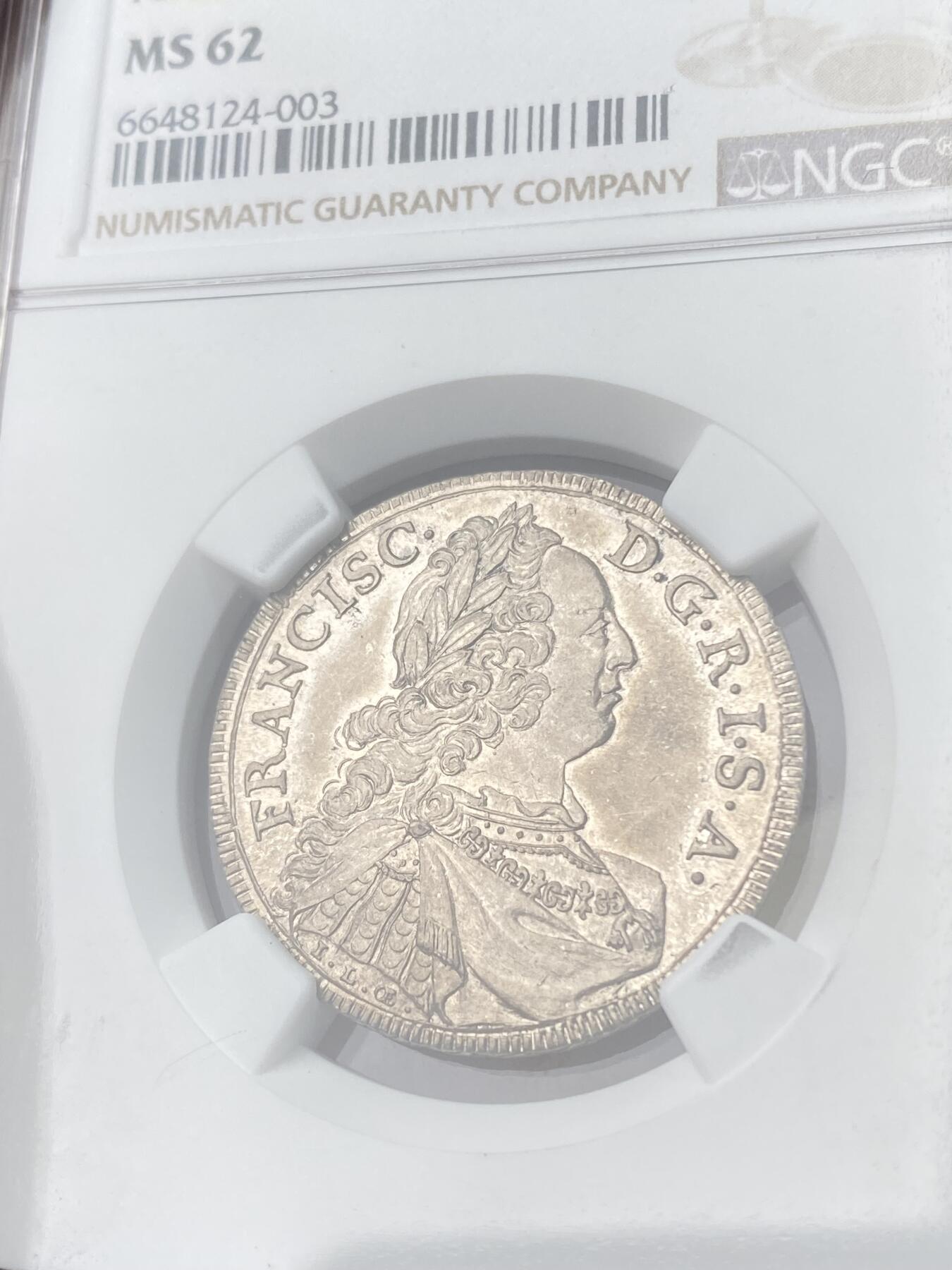 万国钱币拍卖第056期