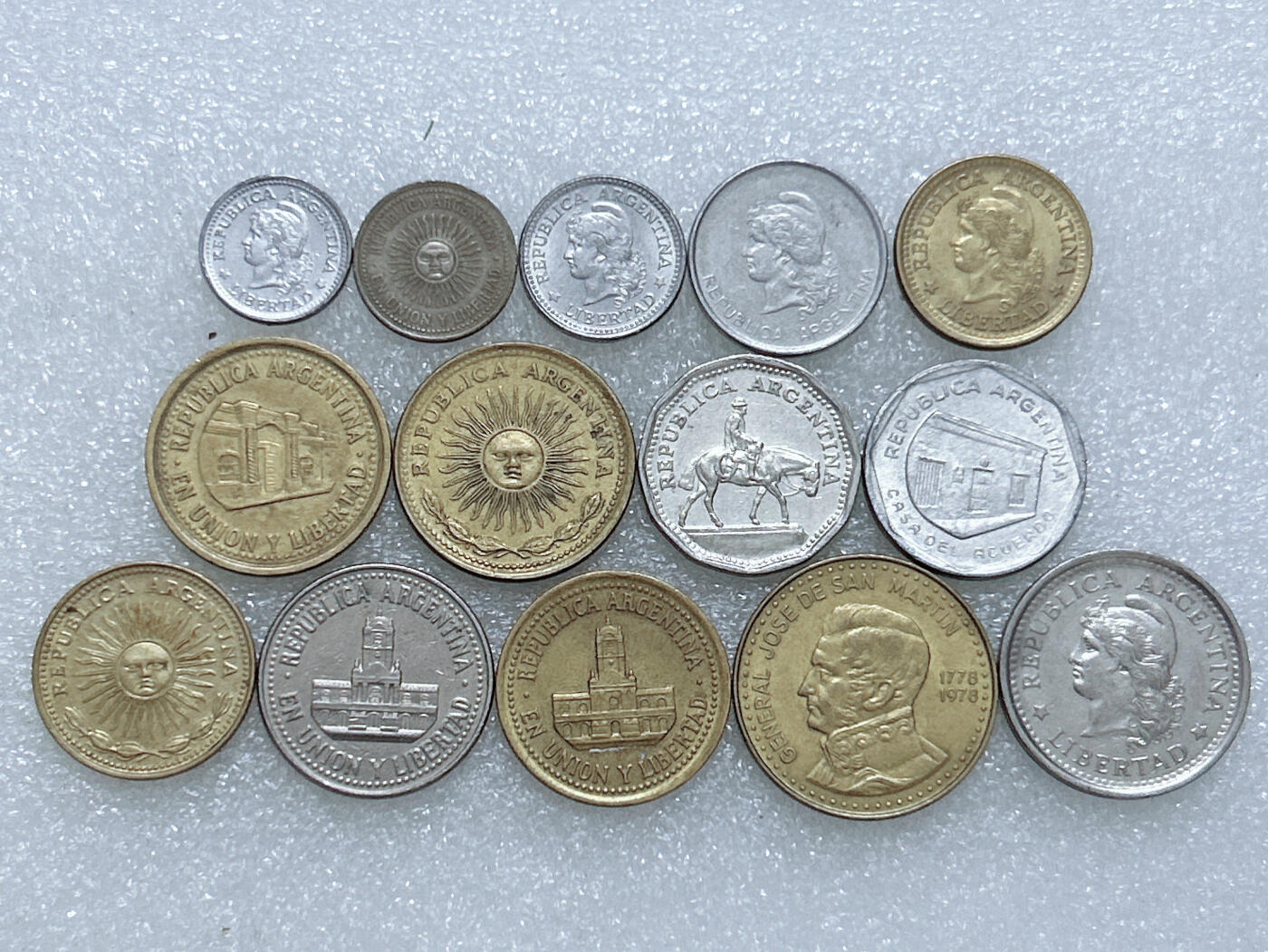 第一海外回流一元起拍收藏 散集专场  第274期 阿根廷硬币 14枚 无重复