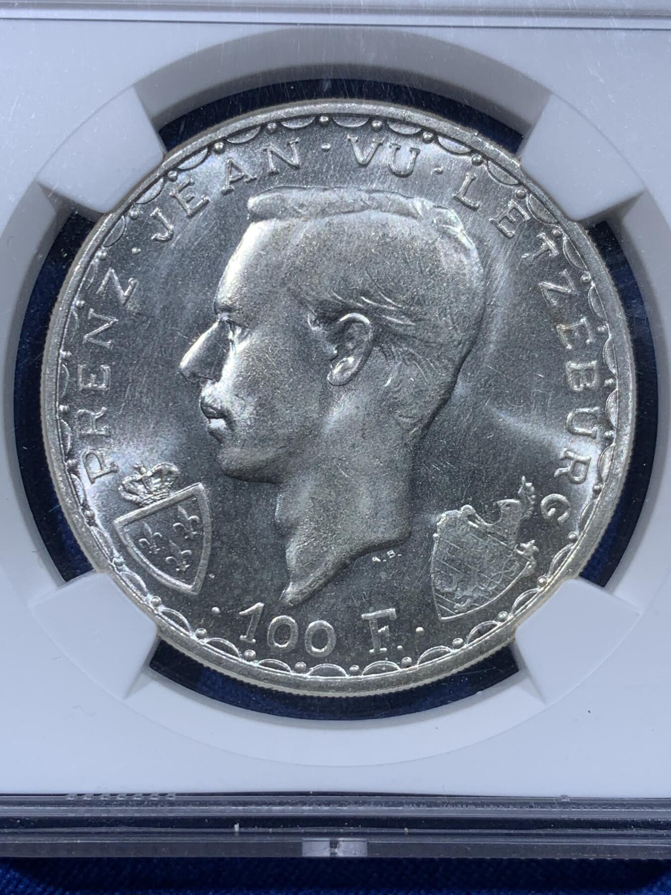 《竞宝斋》第443场 周日，周一，2场连拍 （全场包邮） NGC MS64 卢森堡1946年 盲人约翰大公阵亡600周年纪念 100法郎 马剑银币 币面干净 光度极佳