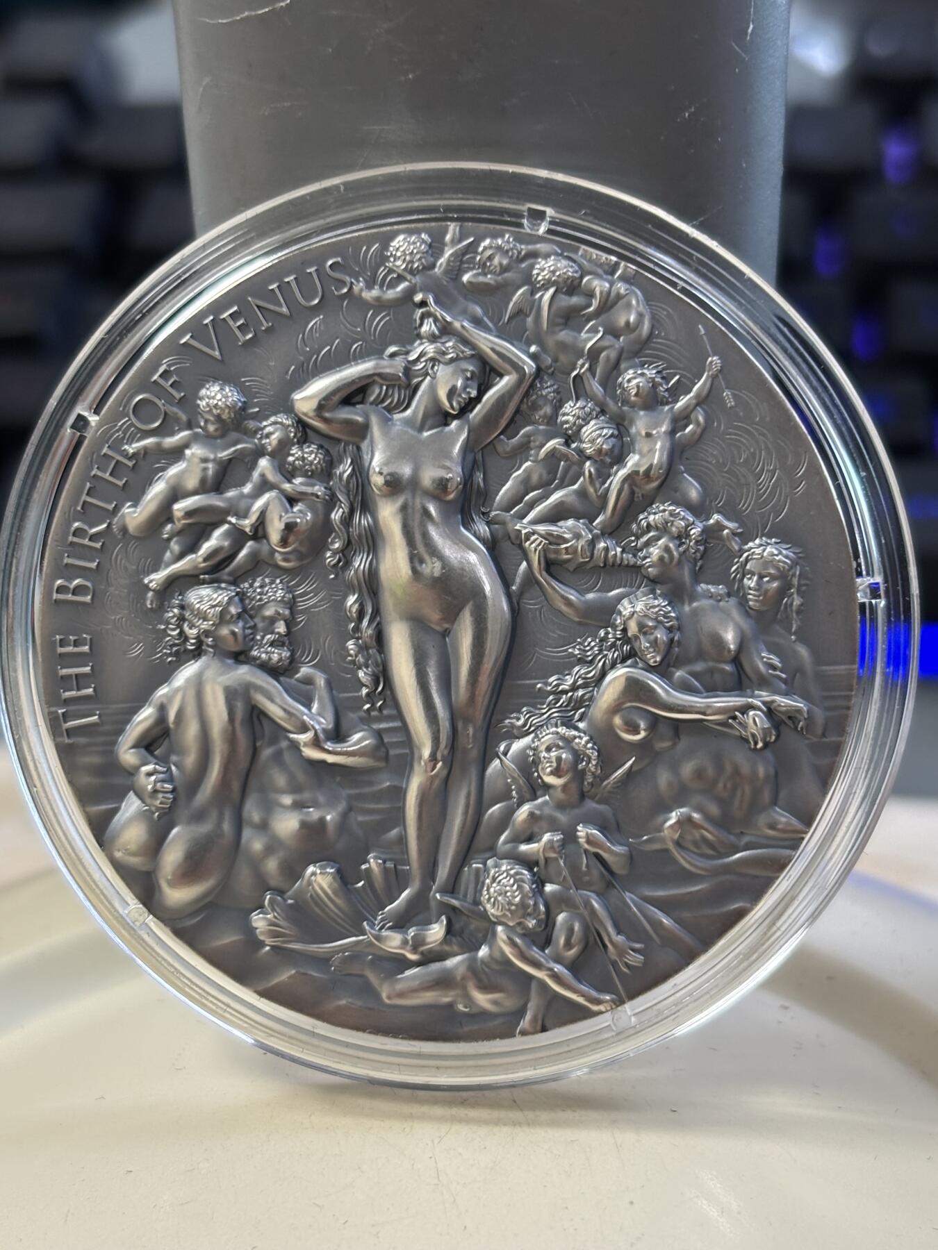 第184期拍卖 喀麦隆2021年国色天香系列3维纳斯诞生2盎司银币，999银，发行500枚