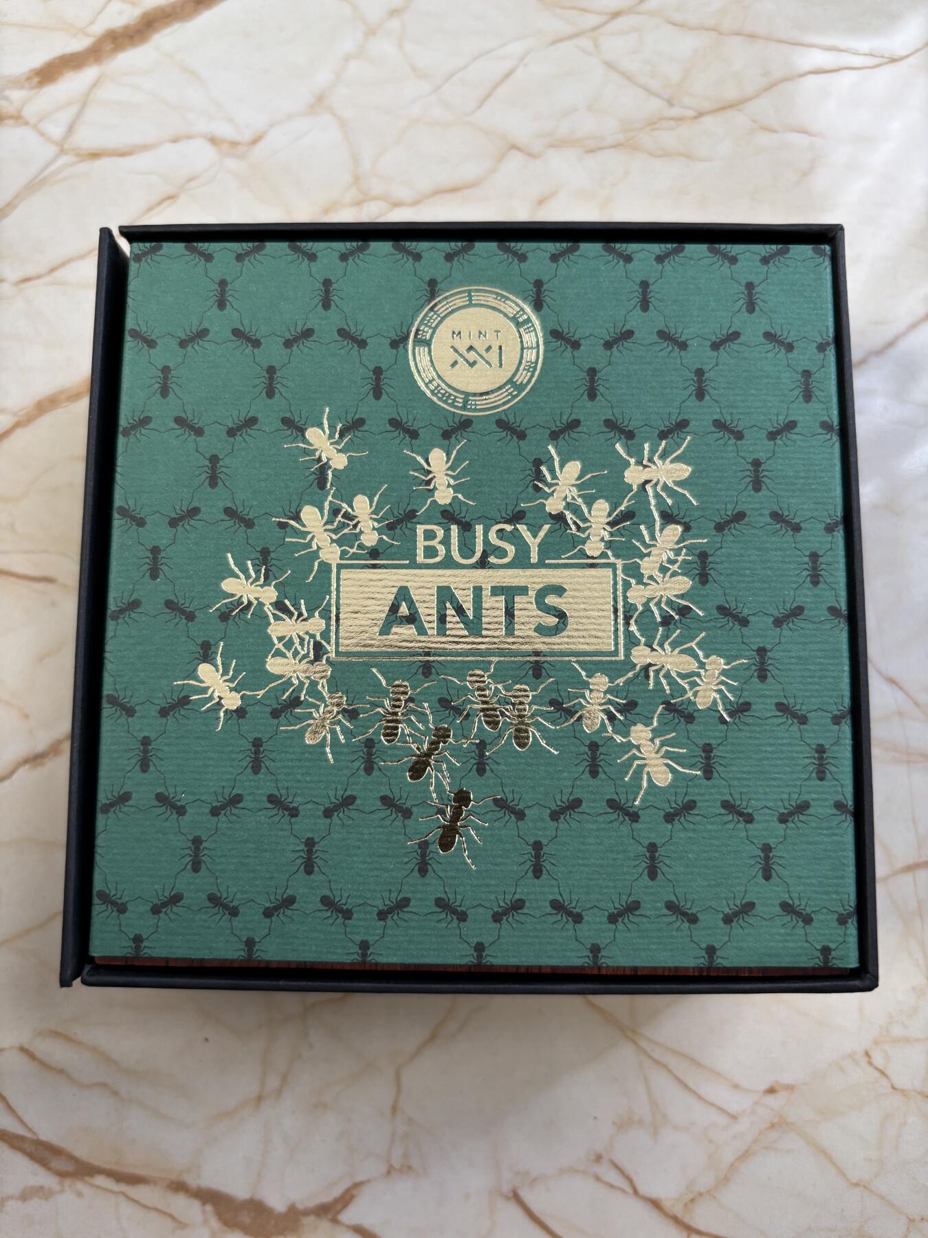 第184期拍卖 加纳2022年自然建筑师忙碌的蚂蚁2盎司纪念银币，999银，发行量500枚