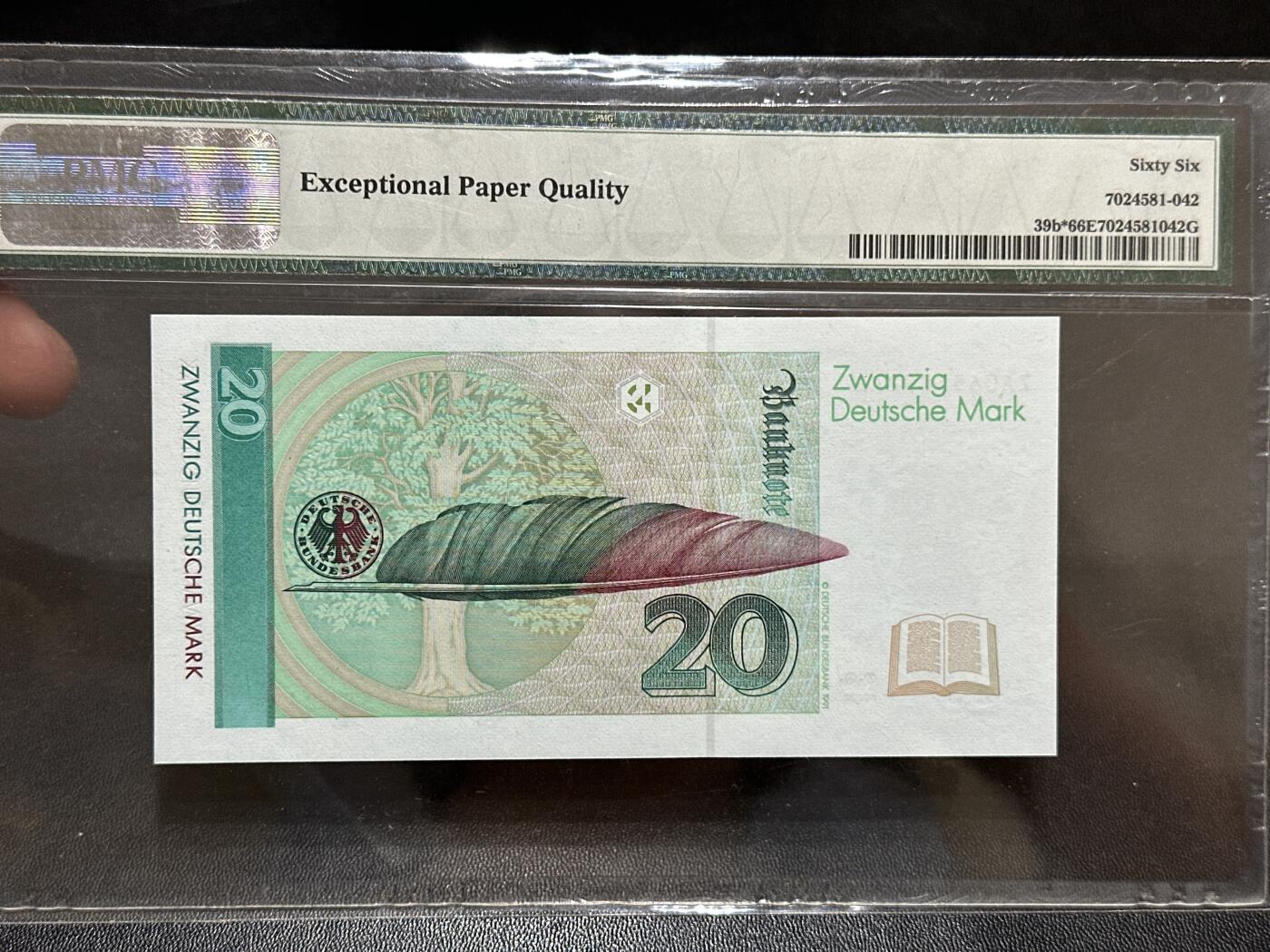 《外钞收藏家》第五百九十期（欧洲强钞、港币、硬通货及丰富裸币大拍场）（本平台长期征集拍品、欢迎藏友们联系合作） 1993年德国末版20马克 PMG66 补号 无47靓号