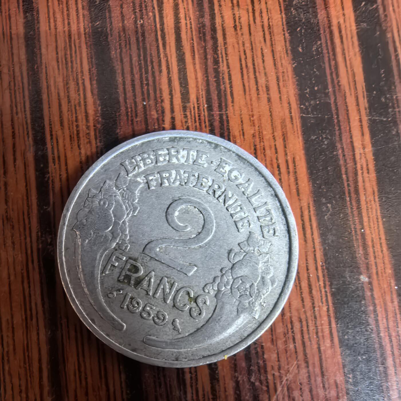 泡泡币外币第三十七场可代拍15038385335微信 硬币。