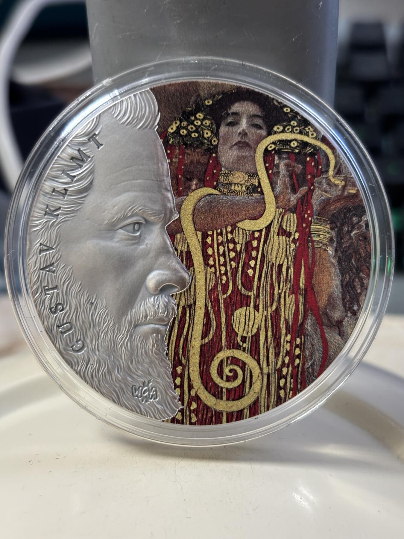 第184期拍卖 加纳2020年伟大的艺术家系列克里姆特2盎司彩银币，999银，发行500枚