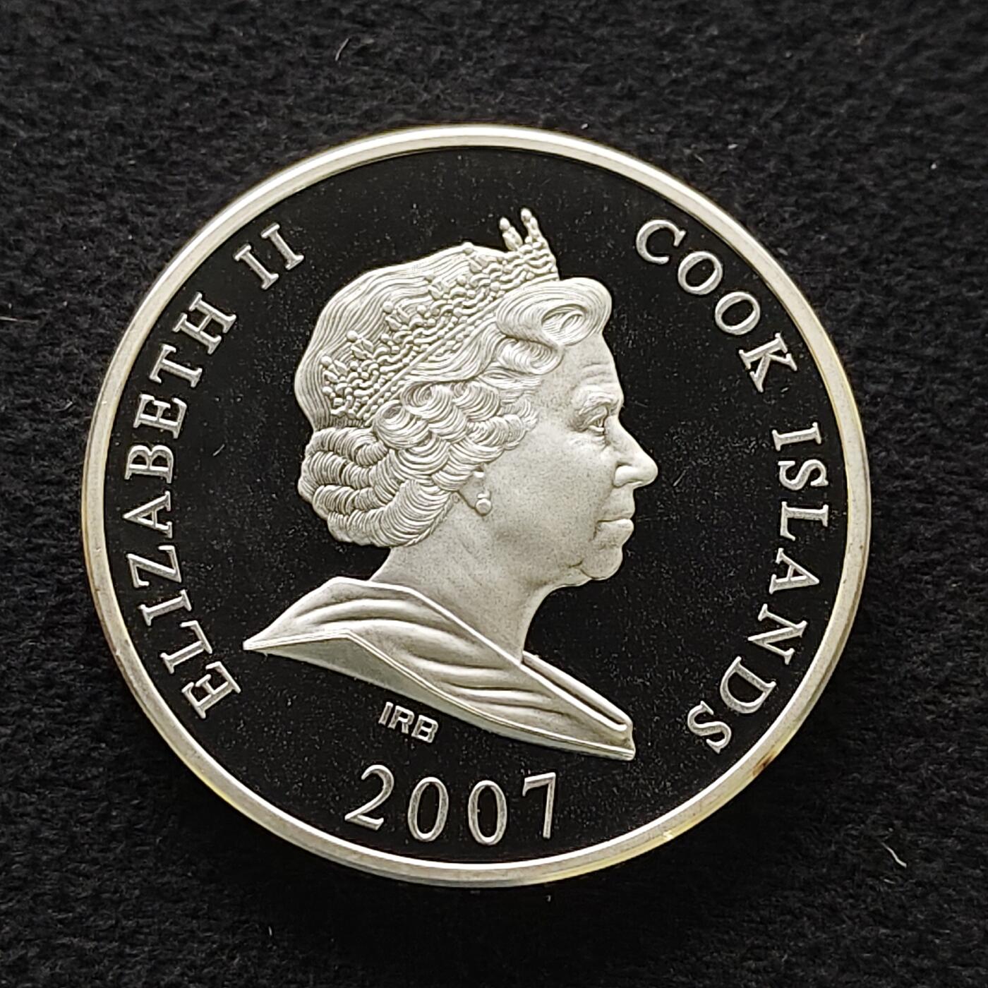 【全场包邮】纯粹捡漏拍483场（免费代拍第20场） 【少见】库克群岛2007年10元世界奇迹建筑系列巴西基督像（38.6毫米31.1克）精制克朗型纪念银币-含镀金建筑插件-量5000（含证书）