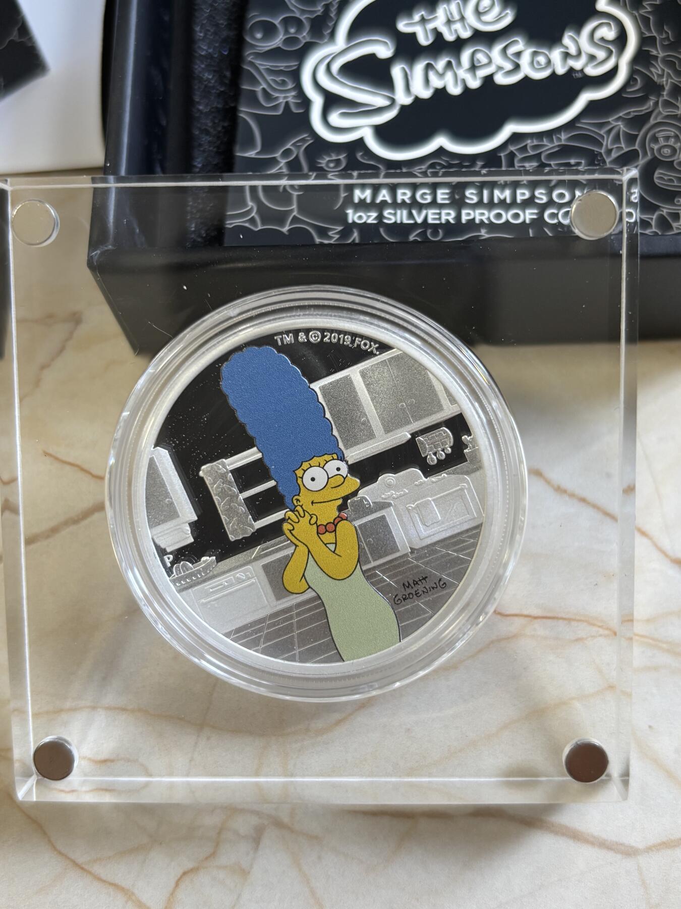 第183期拍卖 图瓦卢2019年辛普森一家彩色1盎司纪念银币，9999银，发行5000枚