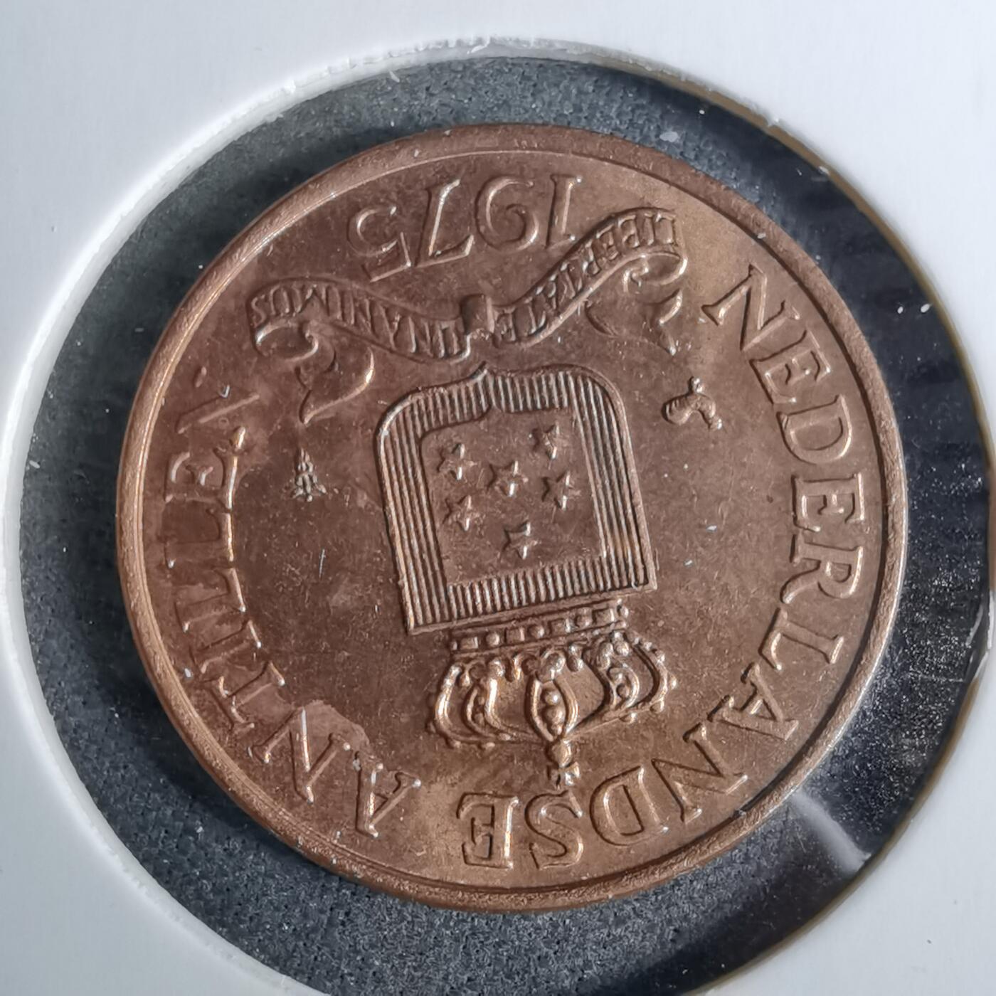 沼泽如烟--第918场 荷属安的列斯1975年2.5分