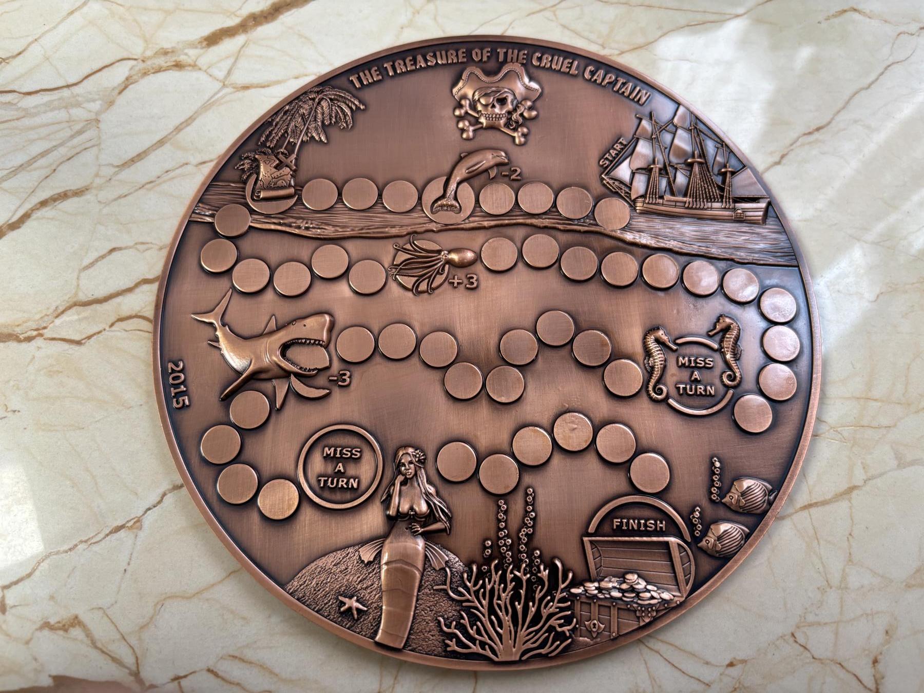 第184期拍卖 帕劳2015年寻找海盗宝藏超大规格游戏棋纪念铜币带黑绒袋