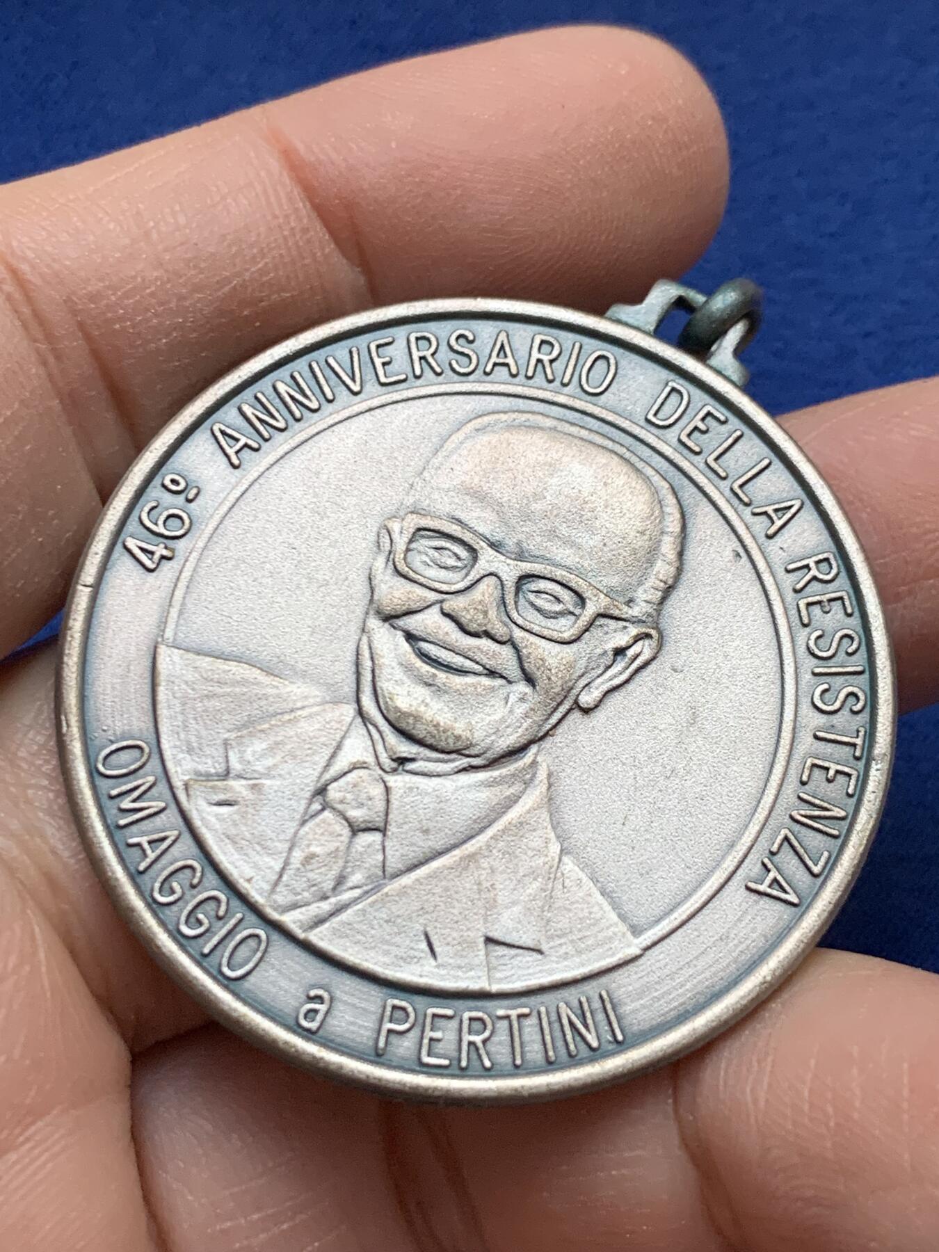 《竞宝斋》第443场 周日，周一，2场连拍 （全场包邮） 意大利反法西斯抵抗运动纪念章 28.3克 42mm