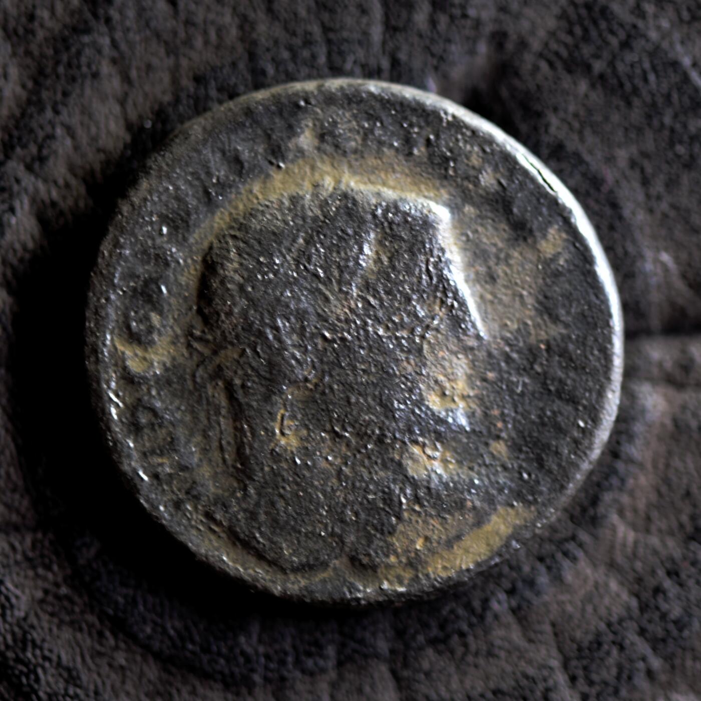 【良泉】【元旦直播场】1月1日晚19.30点开拍！208组西方古代钱币、日本朝鲜花钱 公元307-310年【古罗马】伽列里乌斯“精力之神”洗银富力大铜币，8.95克