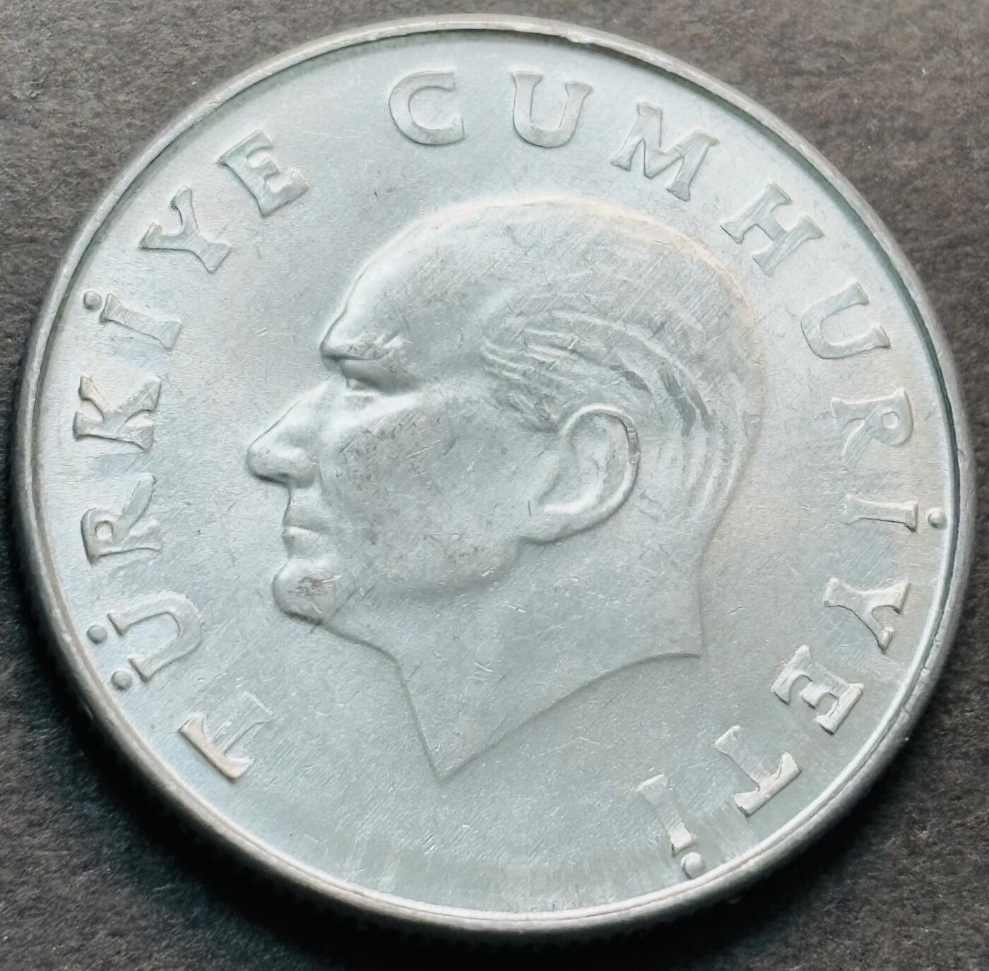 文馨钱币收藏第 284 场，【 长期接收代拍品】老藏家拍品南朝鲜李承晚时期货币，泰国大型纪念币，土耳其各时期及各国套币场 少见原光 1986 年土耳其 25 里拉铝币