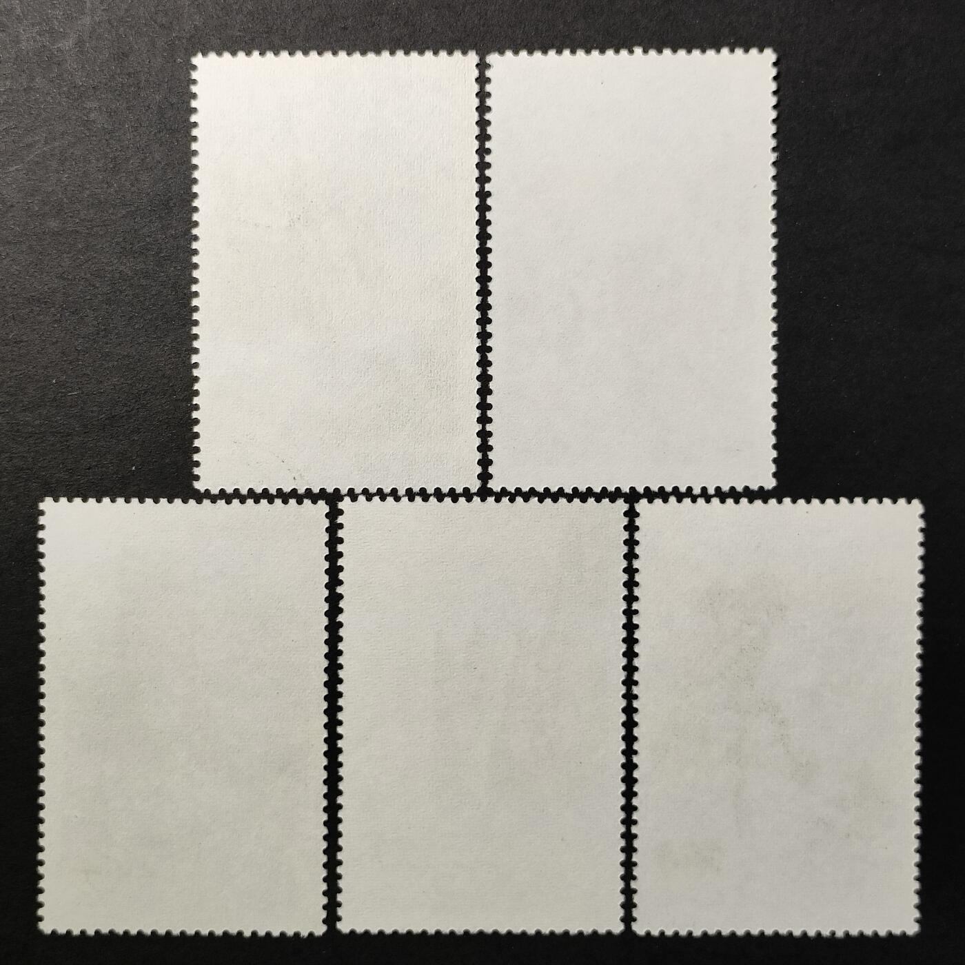 ↓君缘收藏666期☞钱币邮品↓无佣金、可寄存、满30元包邮  朝鲜邮票，1975年金刚山邮票5全