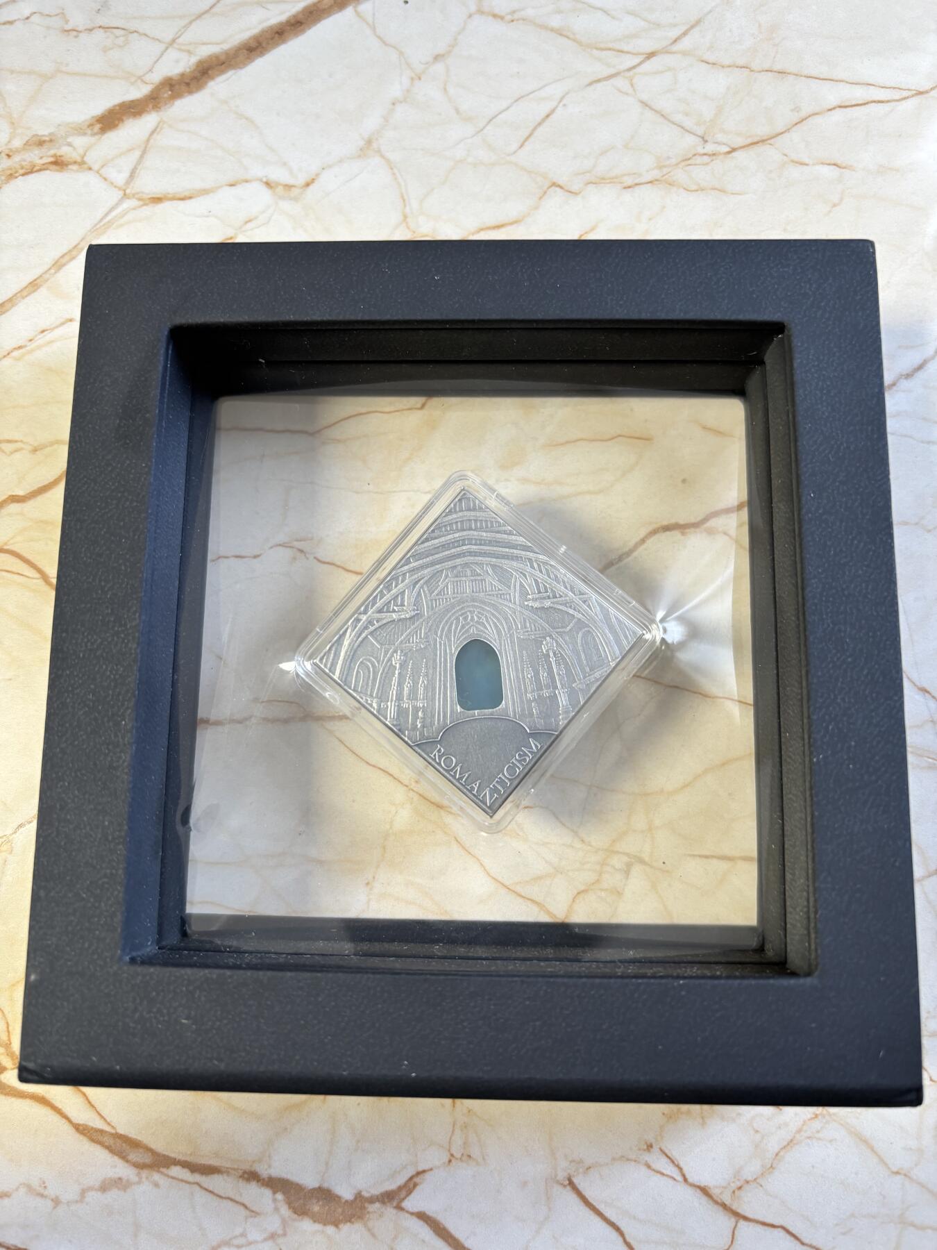 第183期拍卖 纽埃2014年1元 艺术改变世界 浪漫主义建筑 纪念银币 ，999银，28.28克，发行3333枚