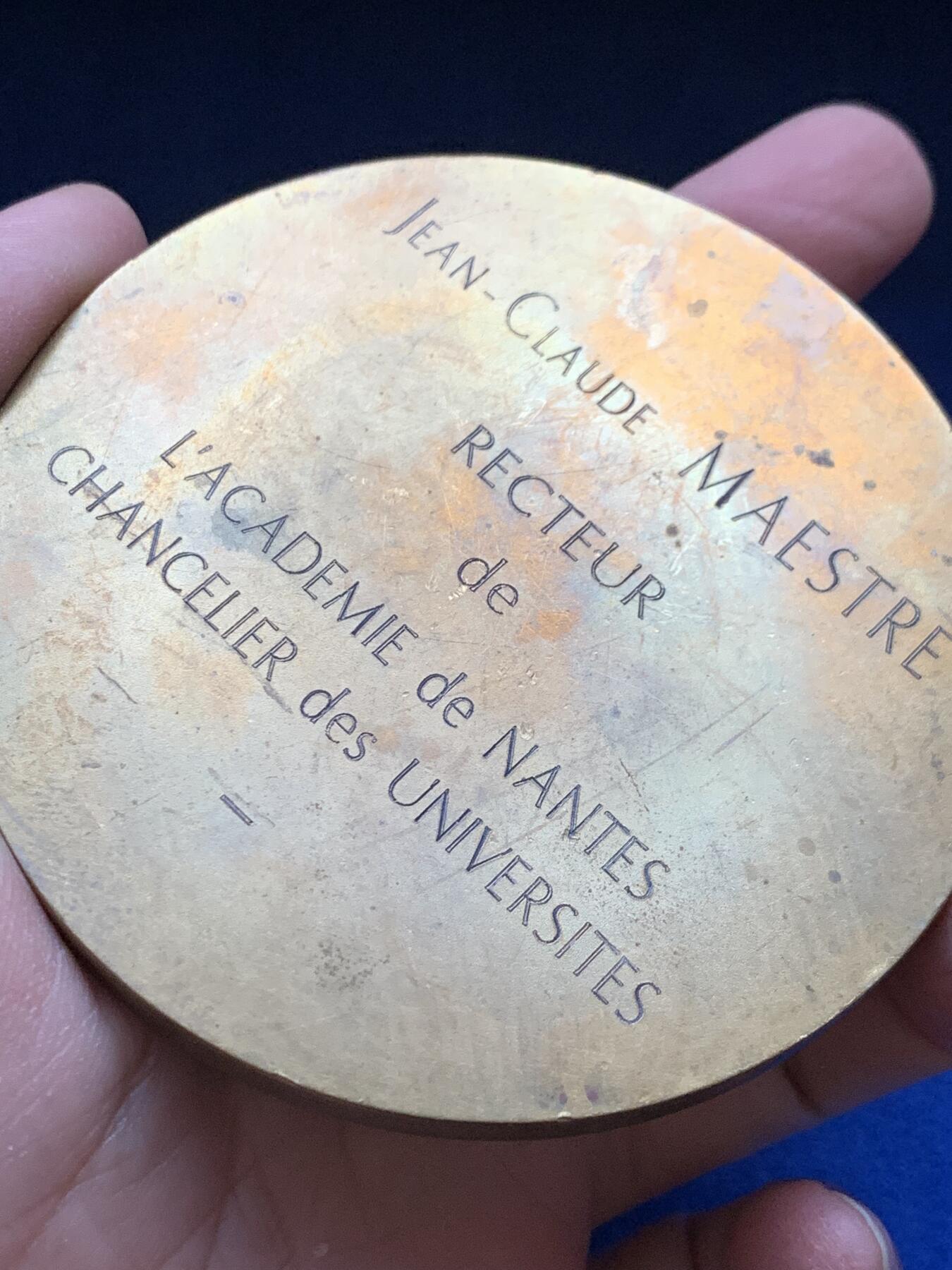 《竞宝斋》第443场 周日，周一，2场连拍 （全场包邮） 法国南特大学区区长大铜章 直径79.5mm 重量274.8g