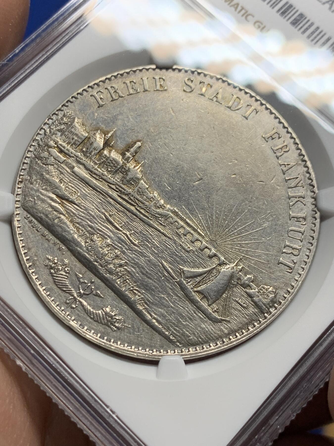 《竞宝斋》第443场 周日，周一，2场连拍 （全场包邮） NGC AUD 法兰克福1841年景观2泰勒银币 城市景观系列必备品种