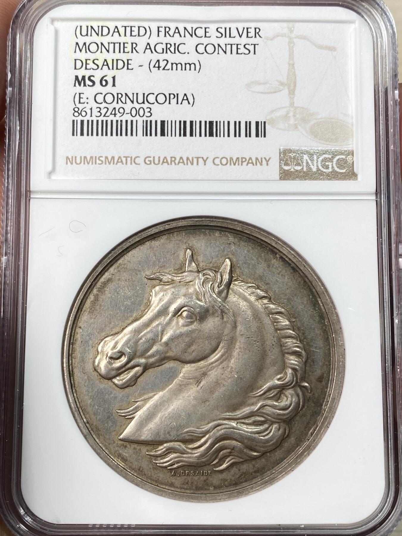 万国钱币拍卖第056期 NGC MS61 1880年后无纪年法国上马恩省皮埃莱蒙蒂耶农业竞赛银质纪念奖章 奔马形象设计非常精细 金色包浆高浮雕丰饶角边铭