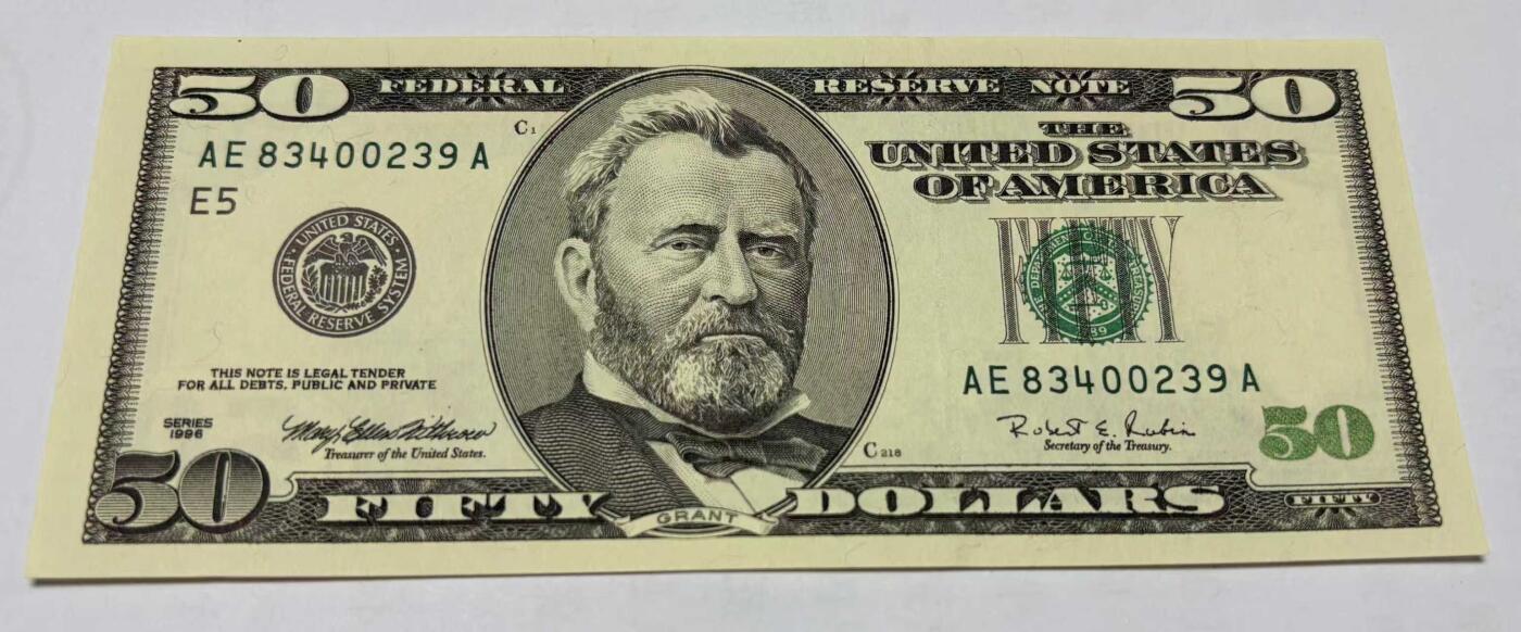 《外钞收藏家》第五百九十期（欧洲强钞、港币、硬通货及丰富裸币大拍场）（本平台长期征集拍品、欢迎藏友们联系合作） 1996年 大头首发50美元 UNC 实物图